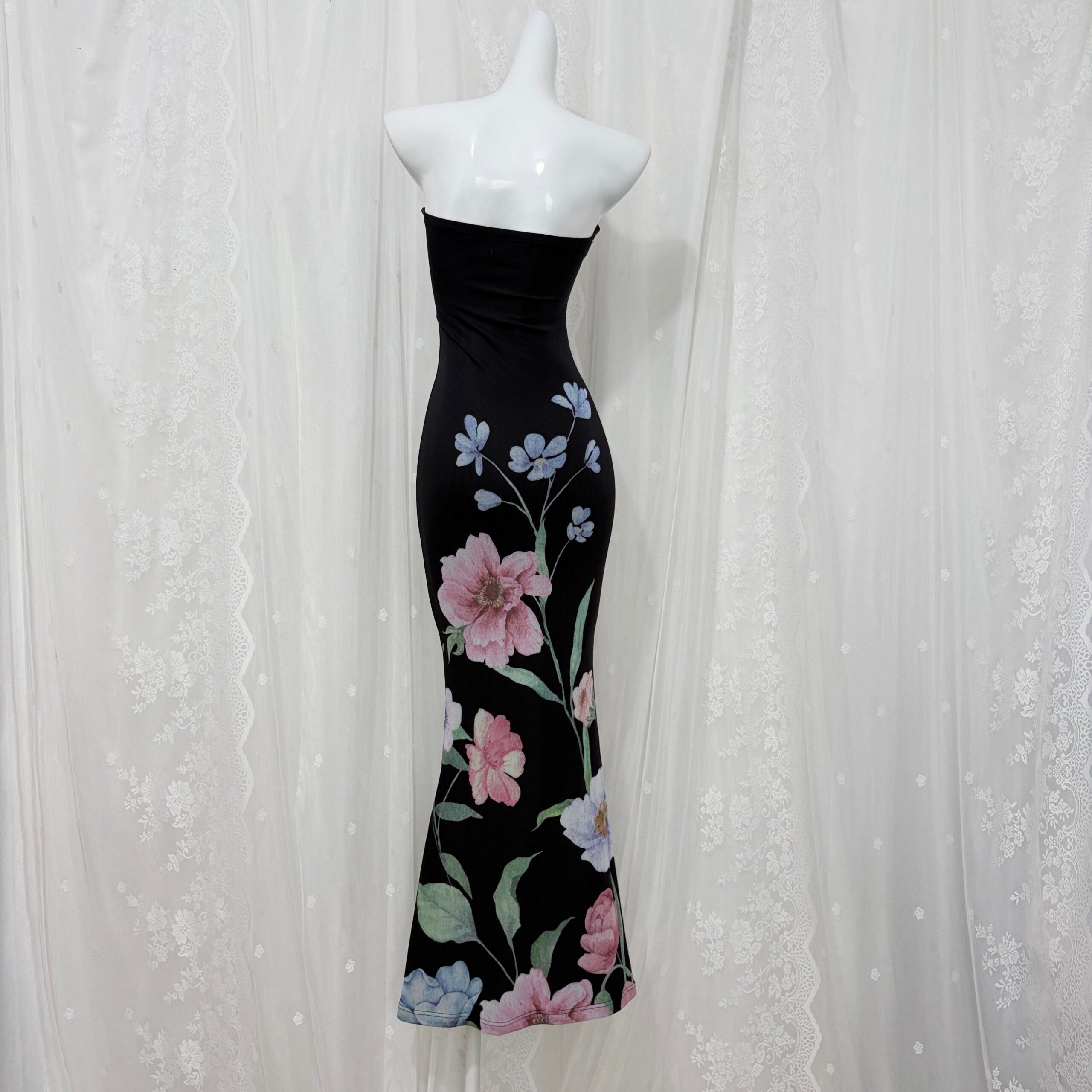 BLACK FLORAL STRAPLESS MERMAID MAXI DRESS
