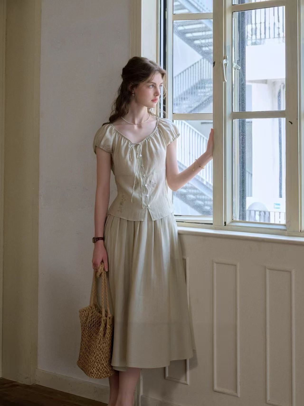 V-NECK PLANT EMBROIDERY SUIT SKIRT
