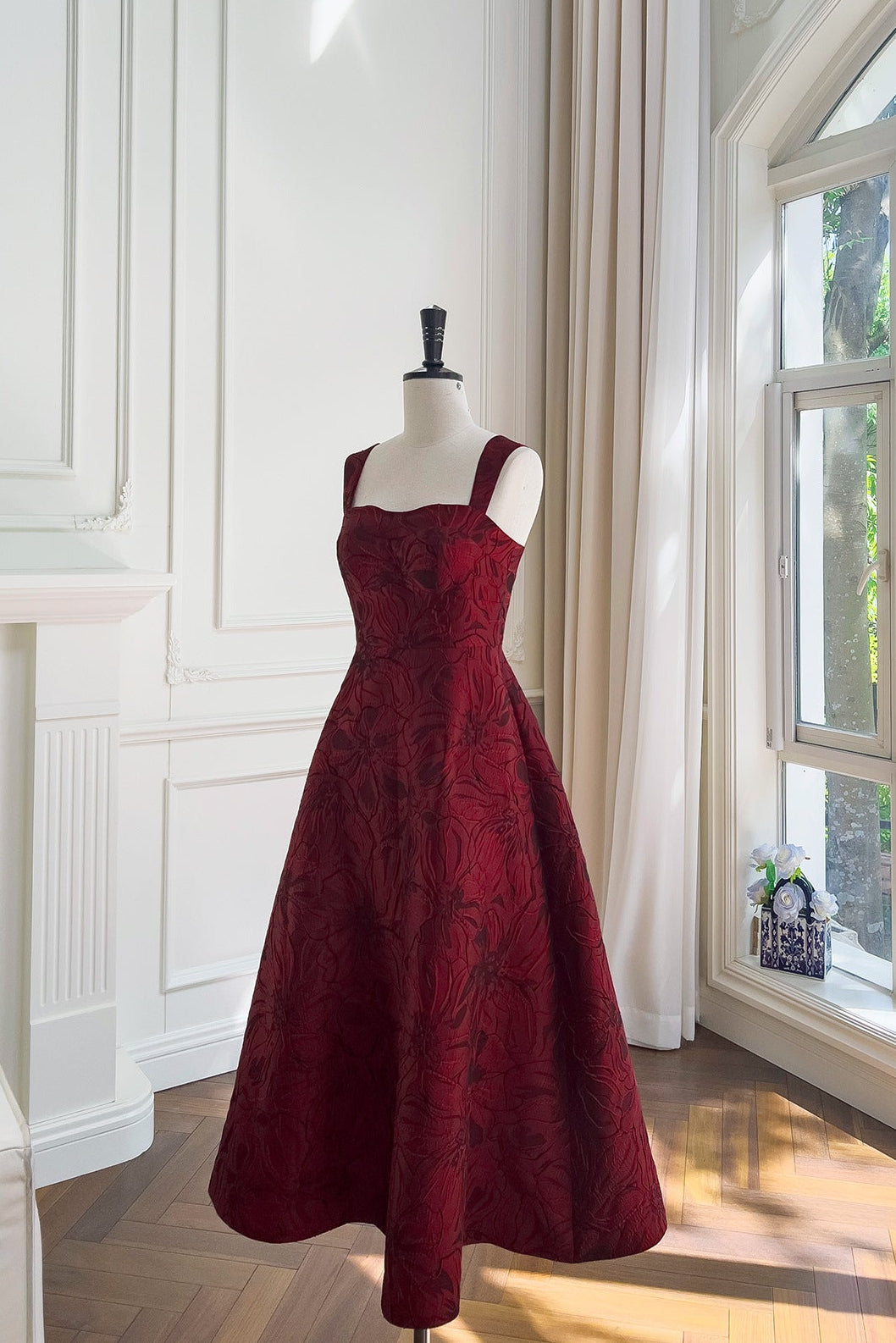 BURGUNDY JACQUARD CAMI MIDI DRESS FOR EVENTS