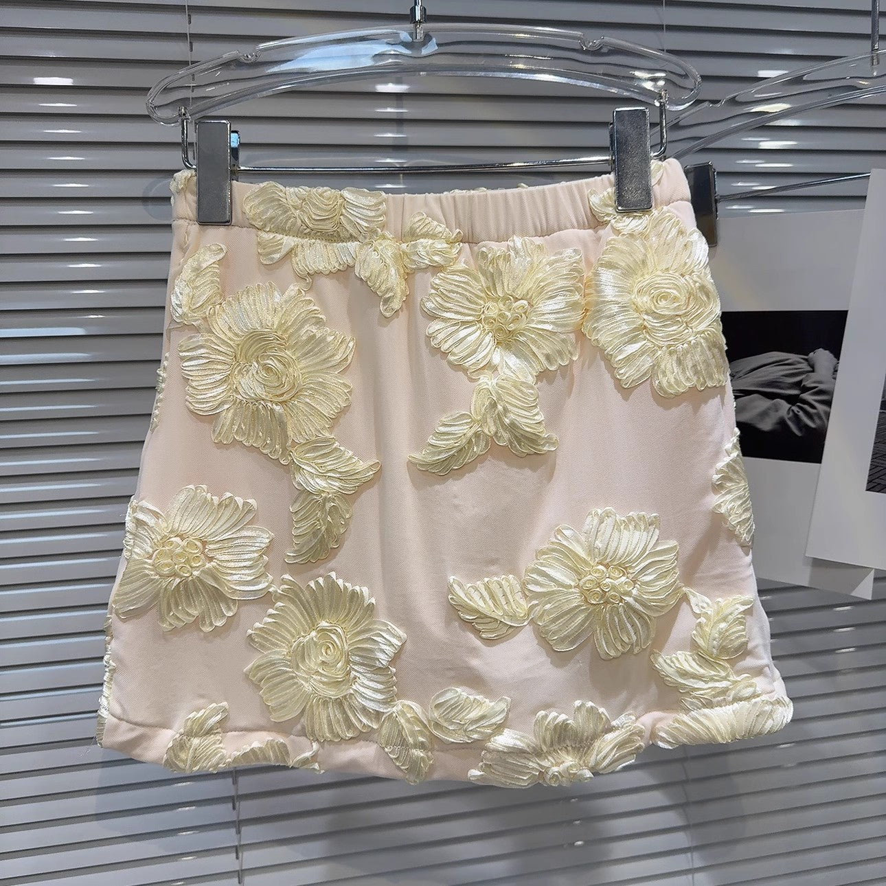 NEFERTITI APRICOT EMBROIDERED BACKLESS T-SHIRT SKIRT SET