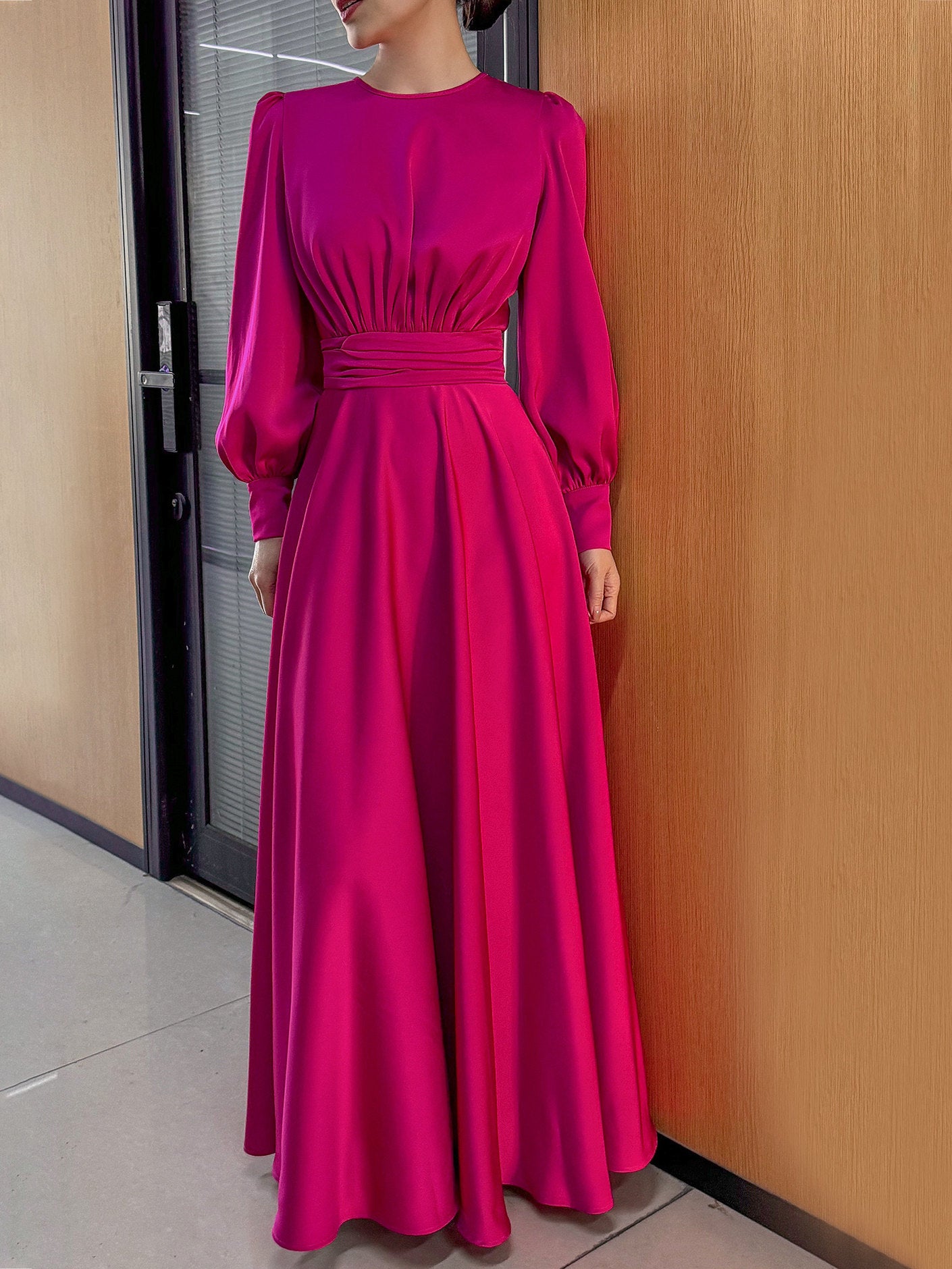 FUCHSIA SATIN LONG SLEEVE MAXI DRESS WITH GATHERED WAIST