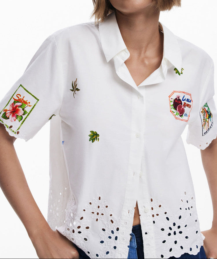 WHITE EYELET HEM SHORT SLEEVE SHIRT, CASUAL