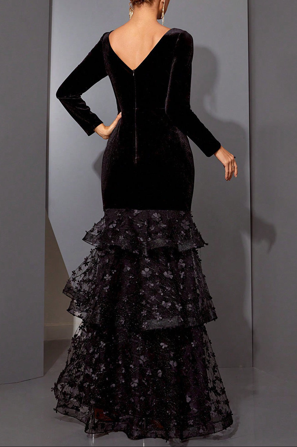 BLACK VELVET FISHTAIL MAXI DRESS WITH FLOWER APPLIQUÉ