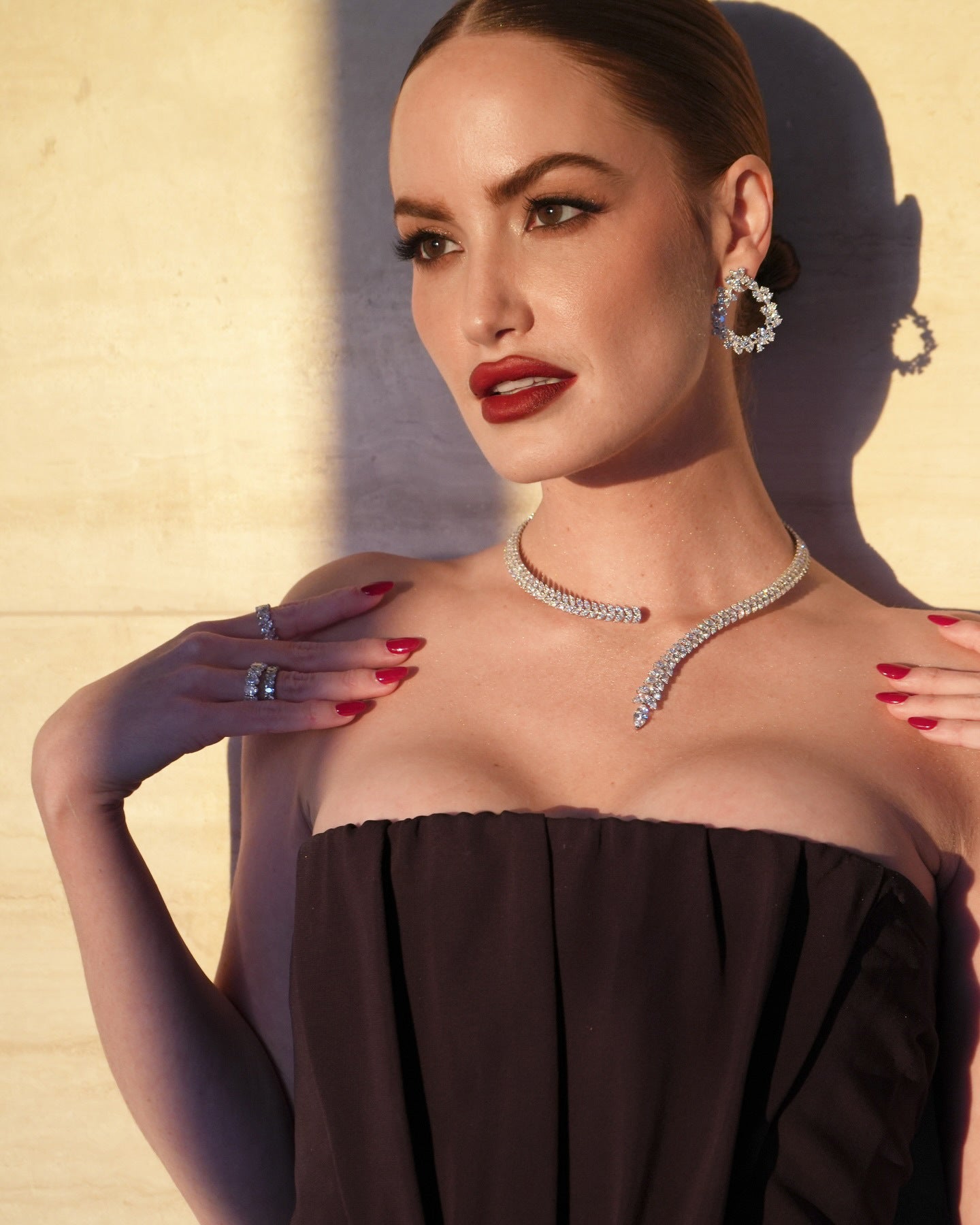 SIMONA BROWN STRAPLESS PLEATED GOWN