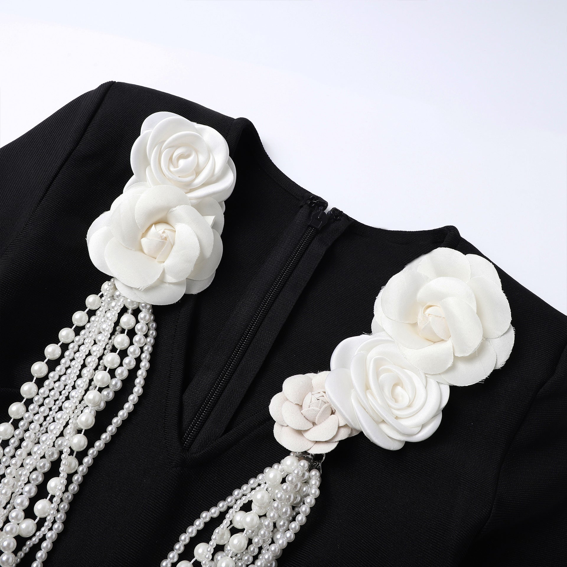 ALISA PEARL FLOWER BANDAGE MINI DRESS BLACK