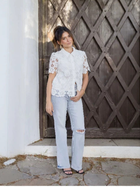 WHITE LACE CUT-OUT SHORT SLEEVE SHIRT TOP