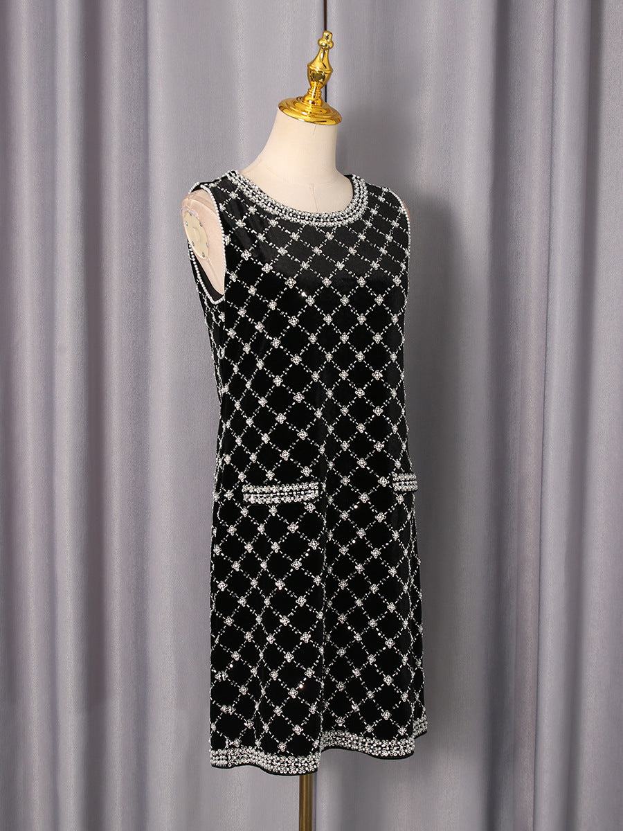 AMANDA BLACK-WHITE PLAID SLEEVELESS MINI DRESS