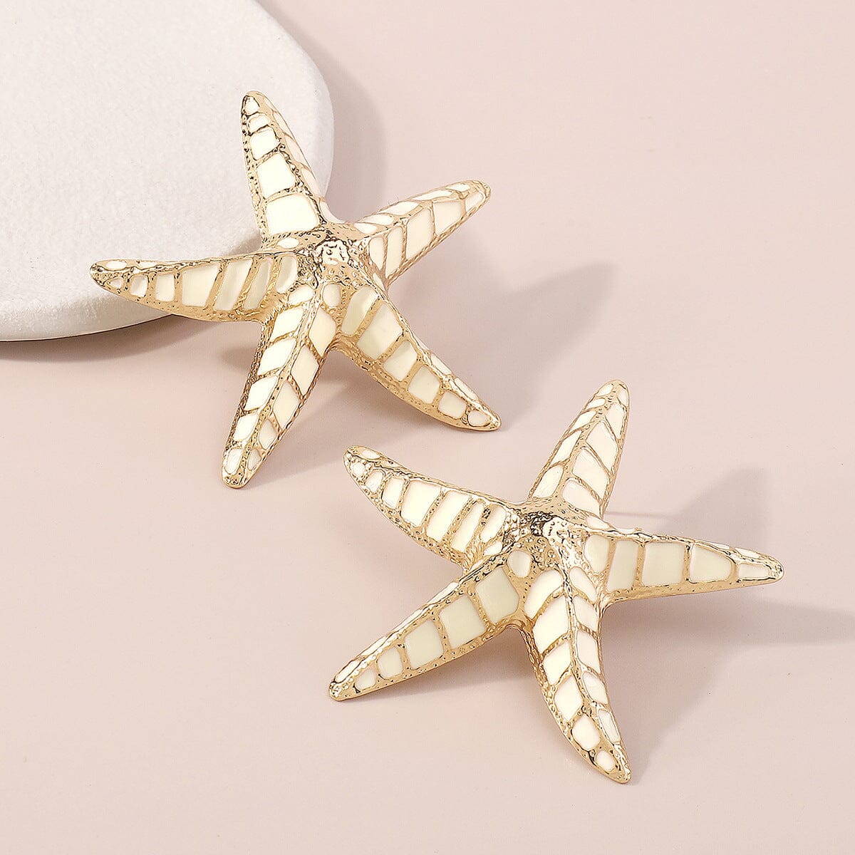 BEIGE STARFISH EARRINGS - CASUAL BEACH JEWELRY