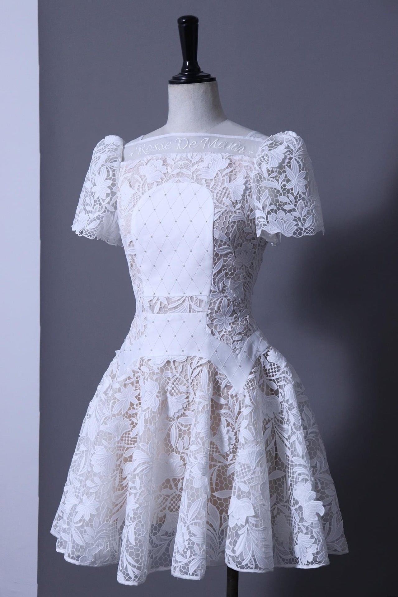 ROSE SLEEVE LACE MINI DRESS FOR WEDDING