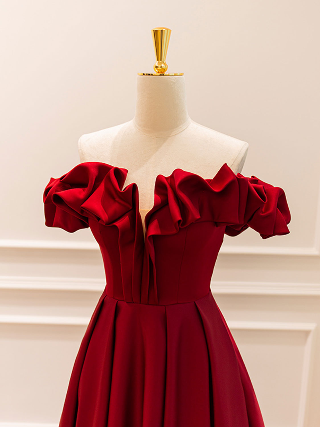 A-LINE OFF-SHOULDER BURGUNDY SATIN COCKTAIL DRESS