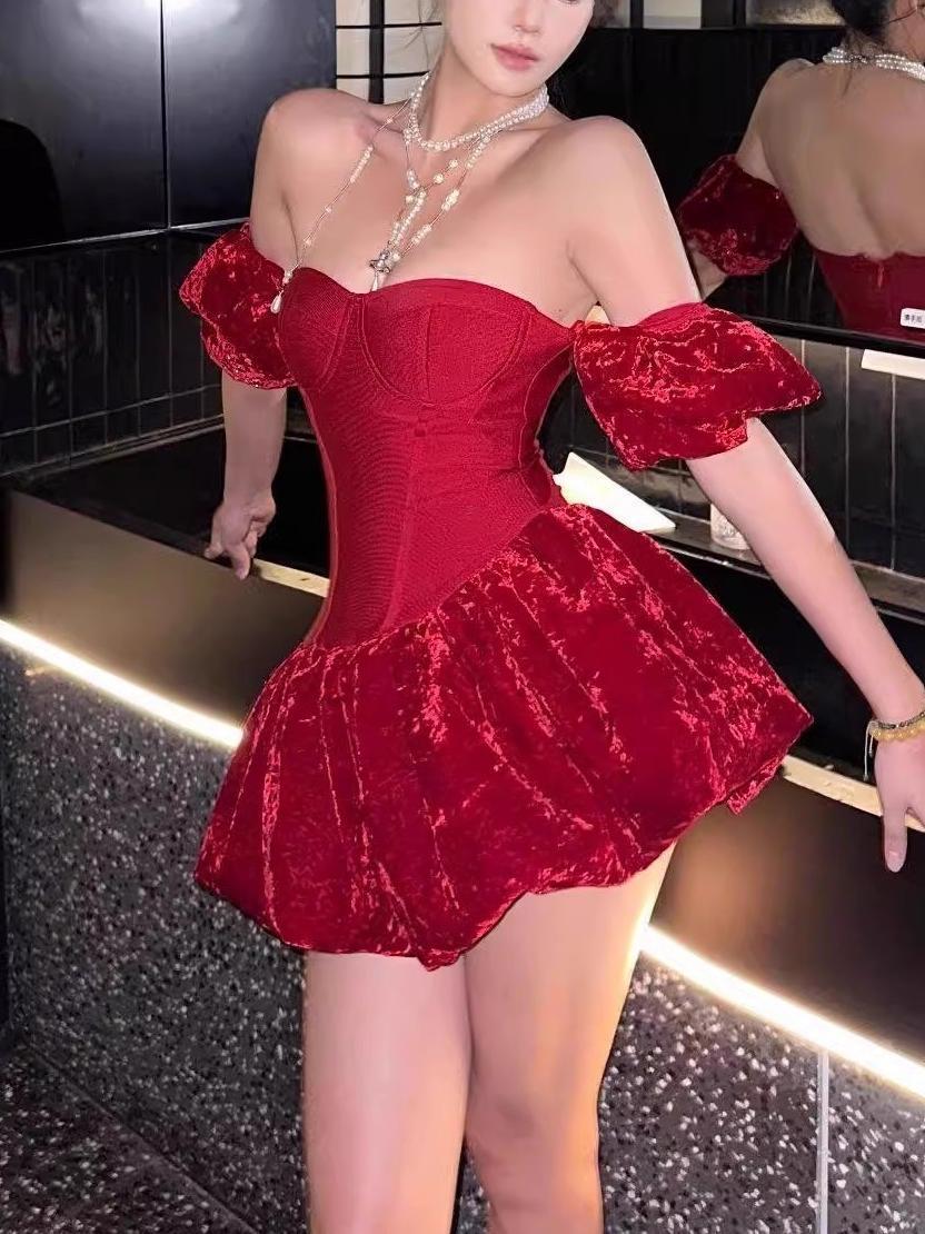 RED STRAPLESS BUBBLE SLEEVE SHEATH MINI DRESS