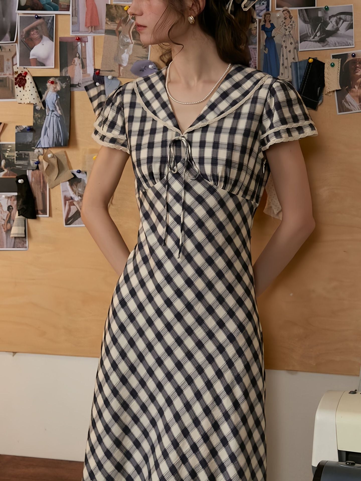 NAVY LACE COLLAR PLAID DRESS FOR AUTUMN
