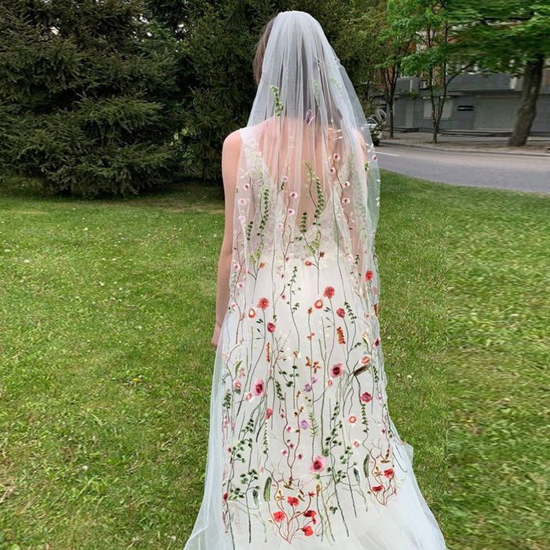 VINTAGE WHITE TULLE WILDFLOWER EMBROIDERY LONG BRIDAL VEIL