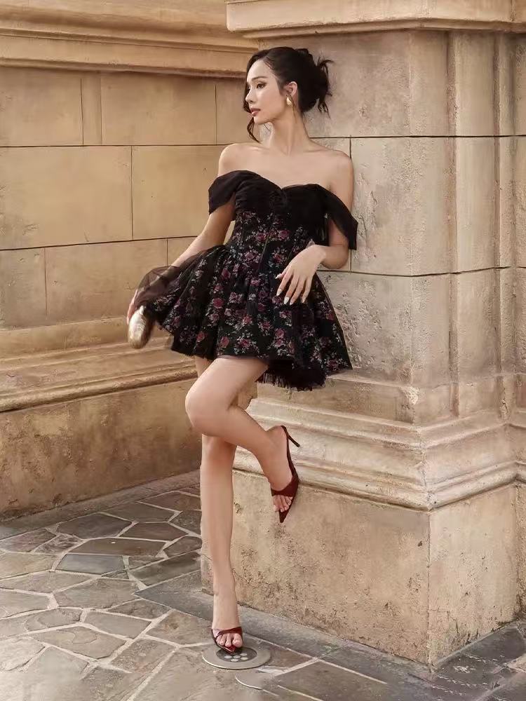 BONNIE STRAPLESS FLORAL MINI DRESS, BLACK PARTY