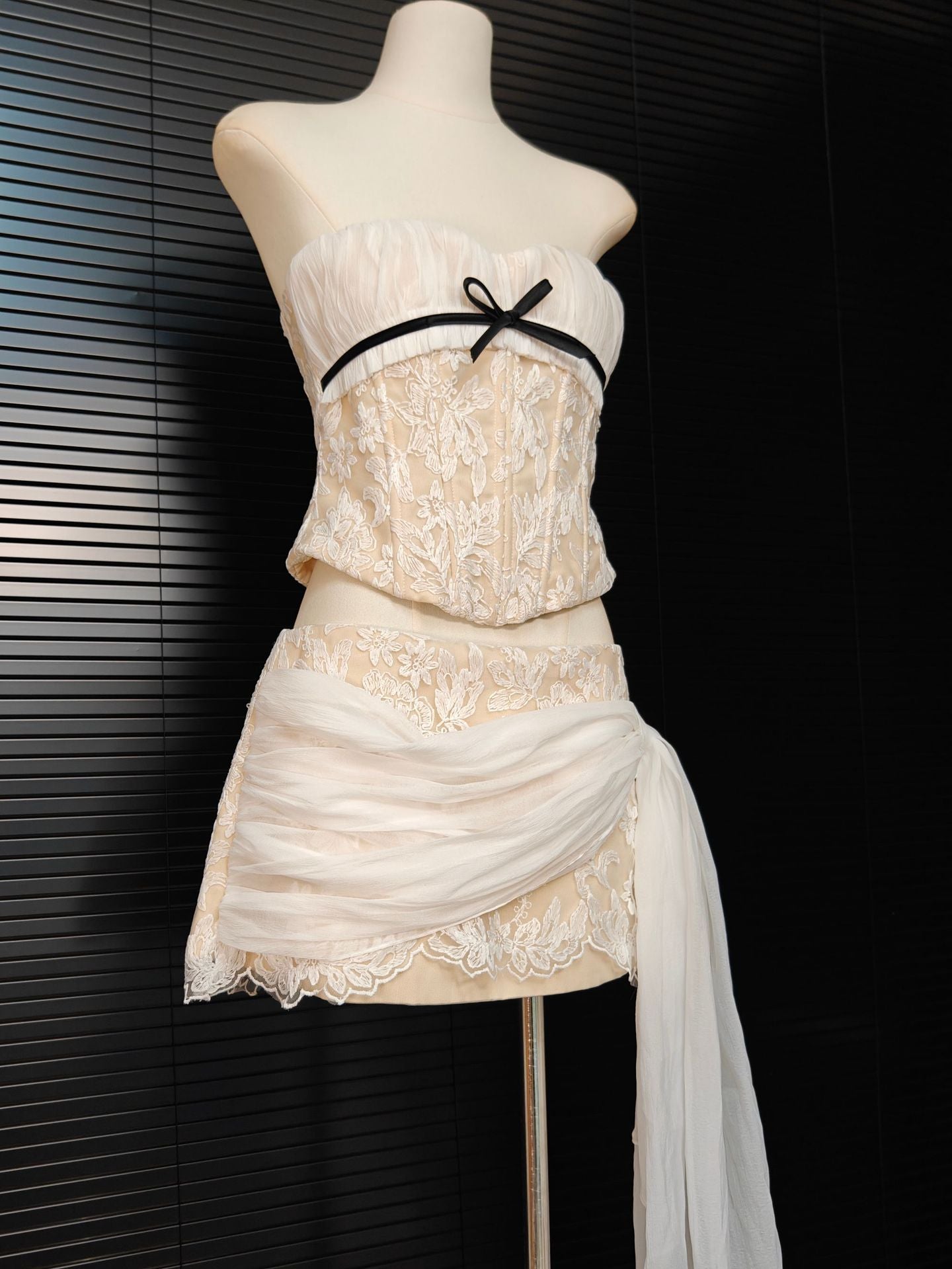 WHITE HERRINGBONE TUBE TOP RUFFLE MINI DRESS