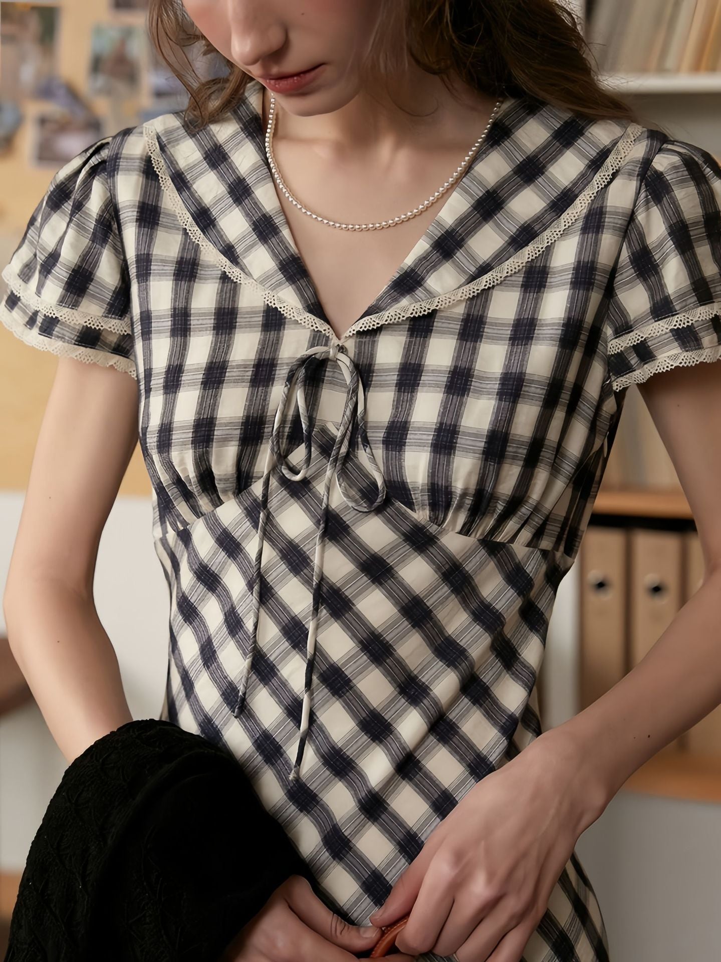 NAVY LACE COLLAR PLAID DRESS FOR AUTUMN