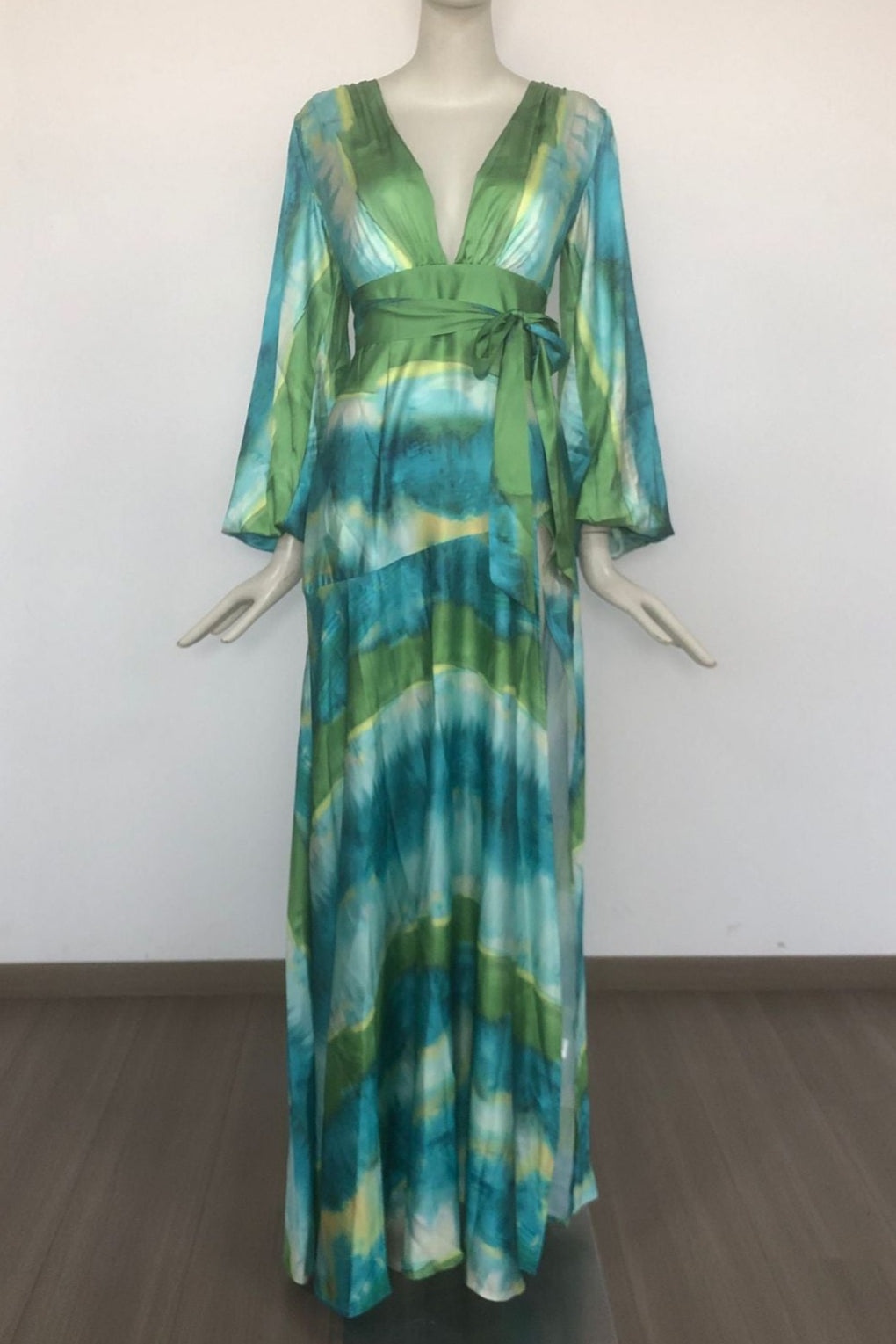GREEN MULTICOLOR FLORAL PUFF SLEEVE MAXI DRESS