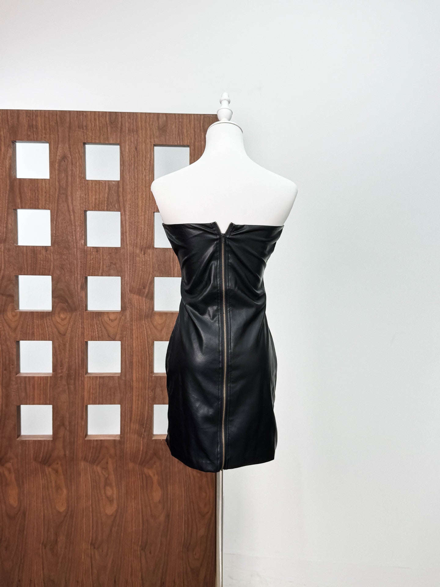 ZEBRA STRAPLESS PLUSH MINI DRESS BLACK