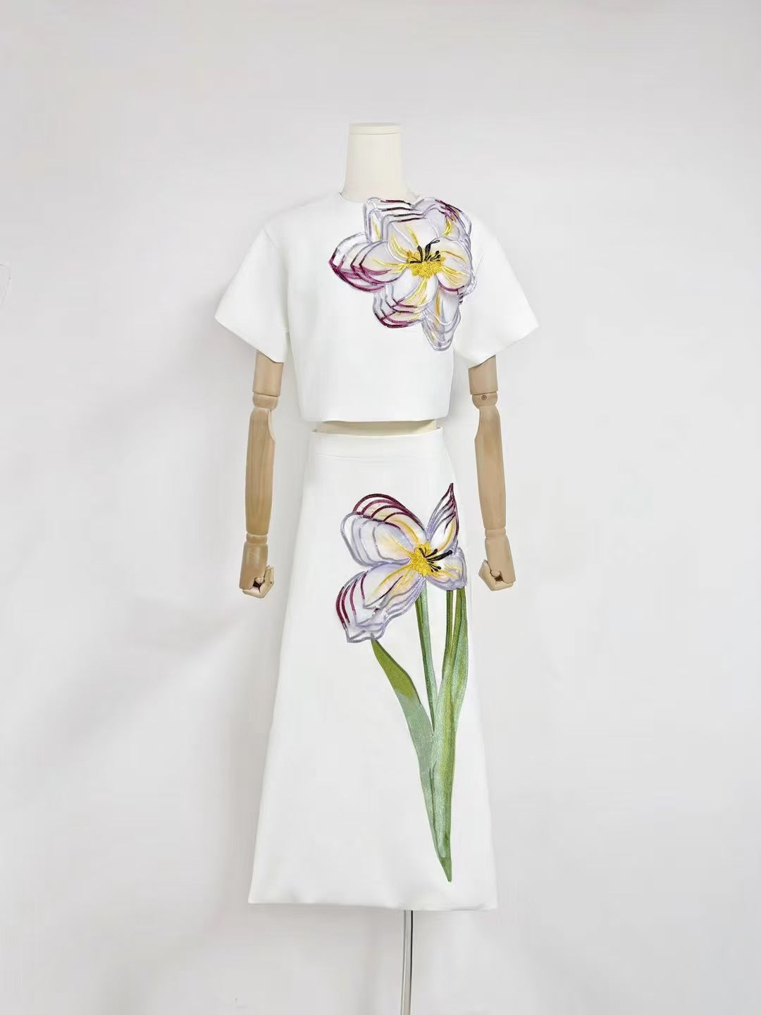 WHITE FLORAL EMBROIDERED MIDI DRESS SET