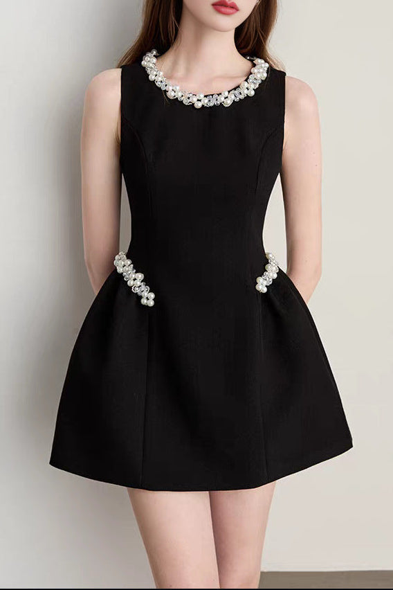 ALANI PEARL SLEEVELESS MINI DRESS - BLACK