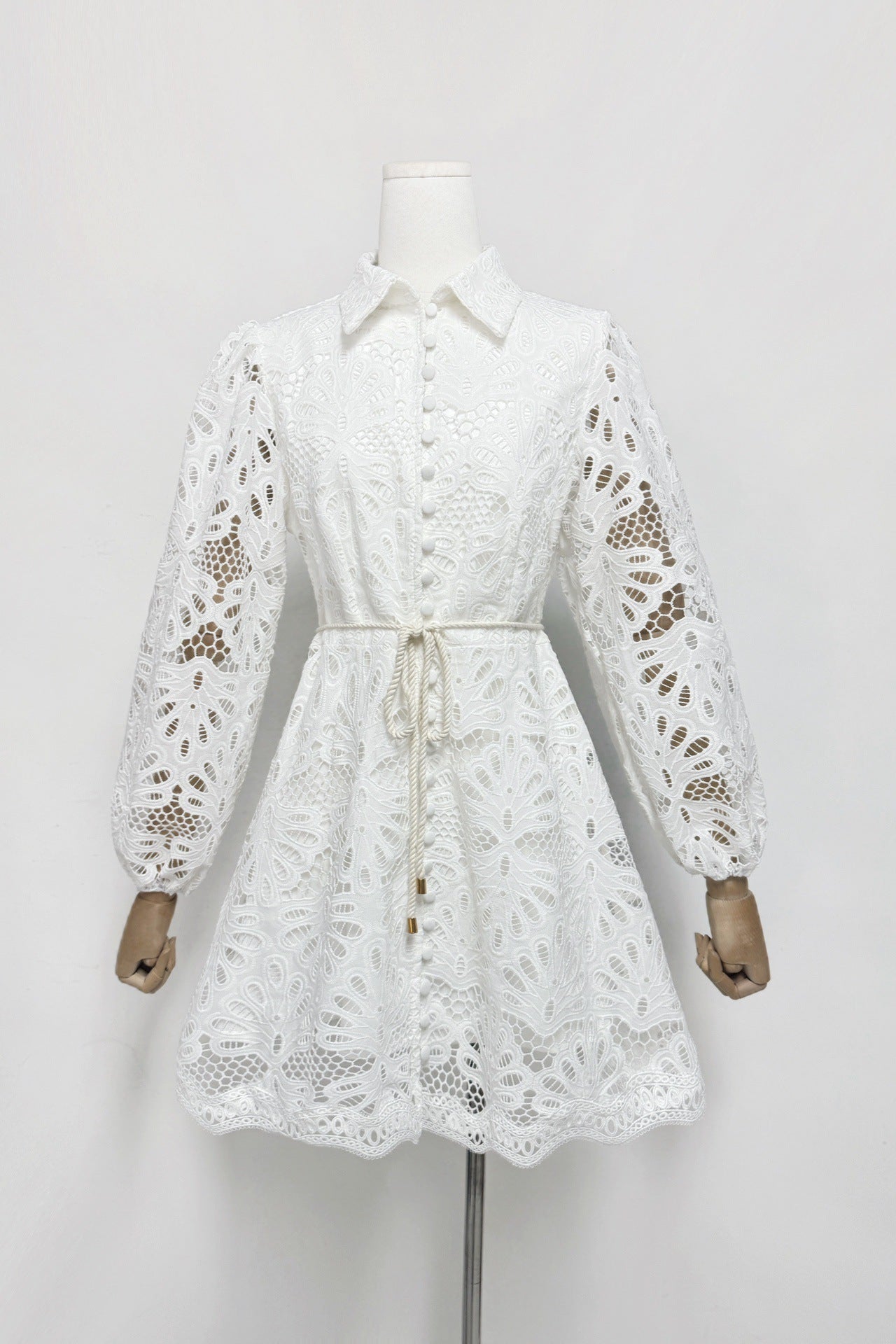 LAPEL EMBROIDERED PUFF SLEEVE MINI WHITE DRESS