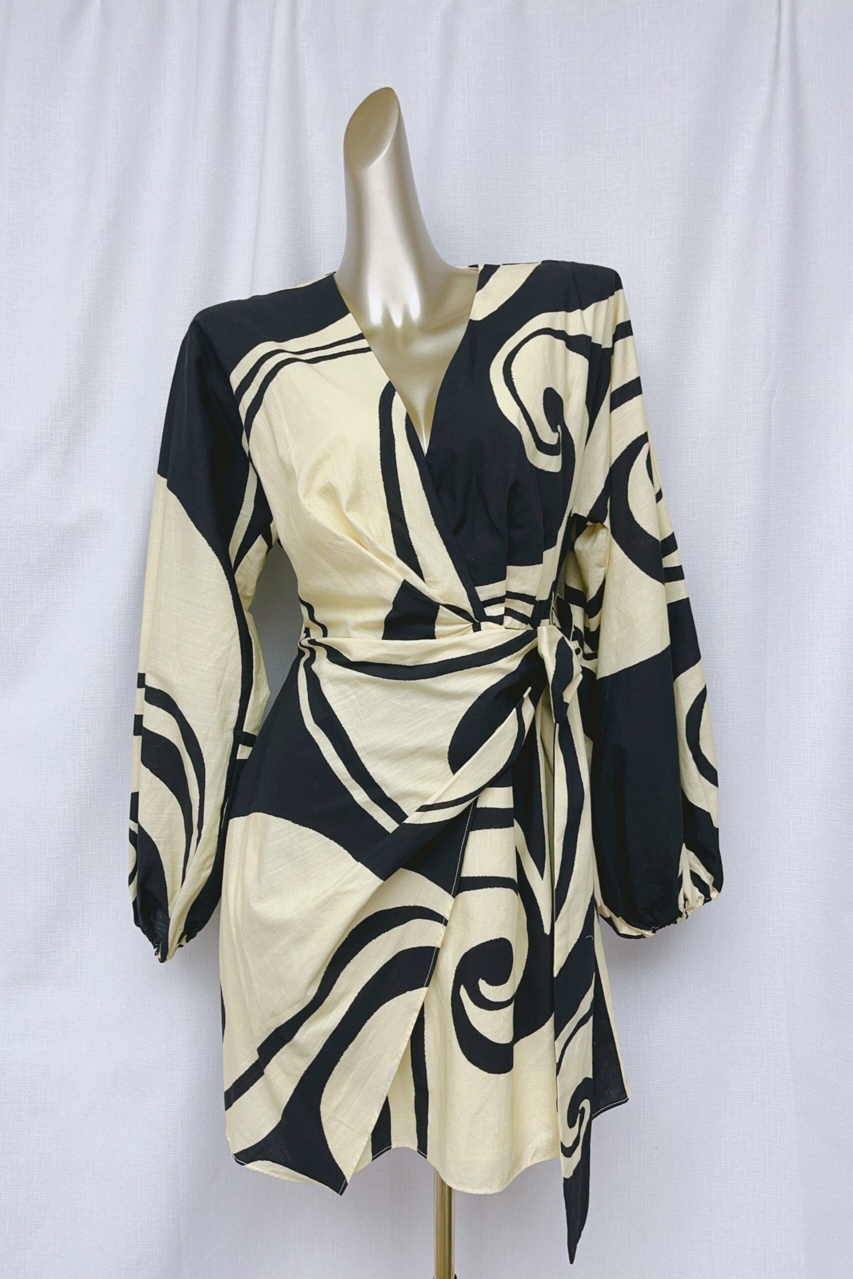 OCEANIC SWIRL PUFF SLEEVE V-NECK MINI DRESS