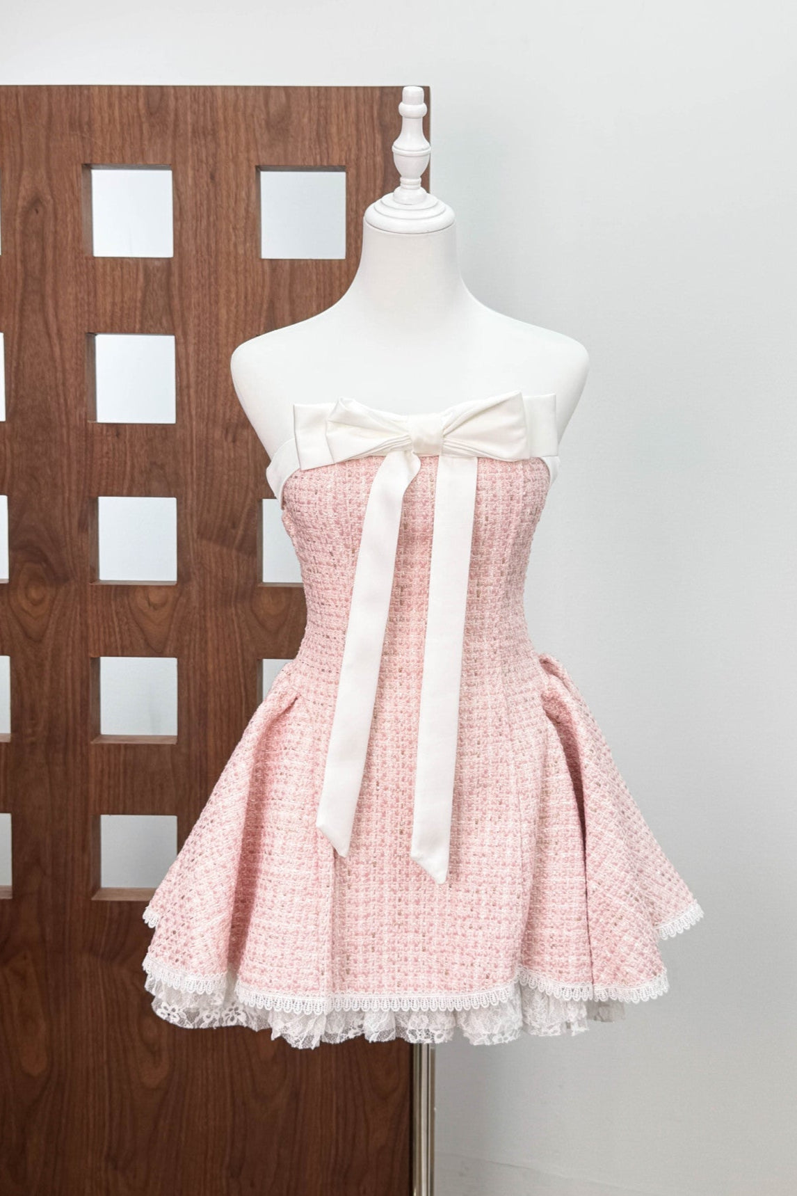 O1CN01lmPKFX1x1vZSHRewY__2215741276384-0-cib BOW LACE TUBE TOP MINI DRESS PINK