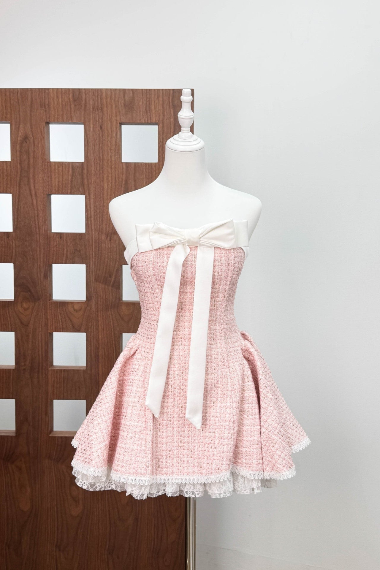 BOW LACE TUBE TOP MINI DRESS PINK