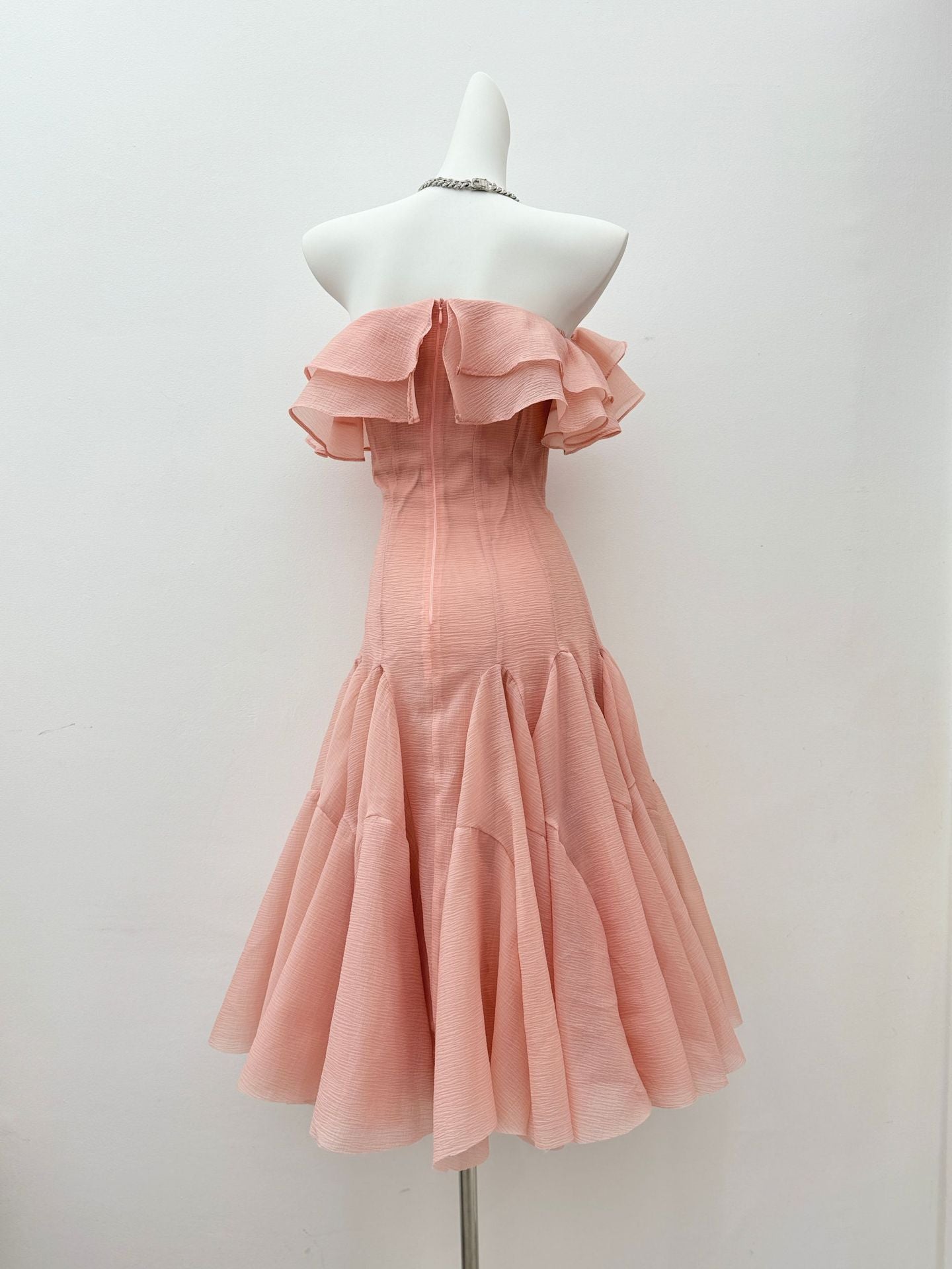 APPHA OFF-SHOULDER RUFFLE MIDI DRESS PINK
