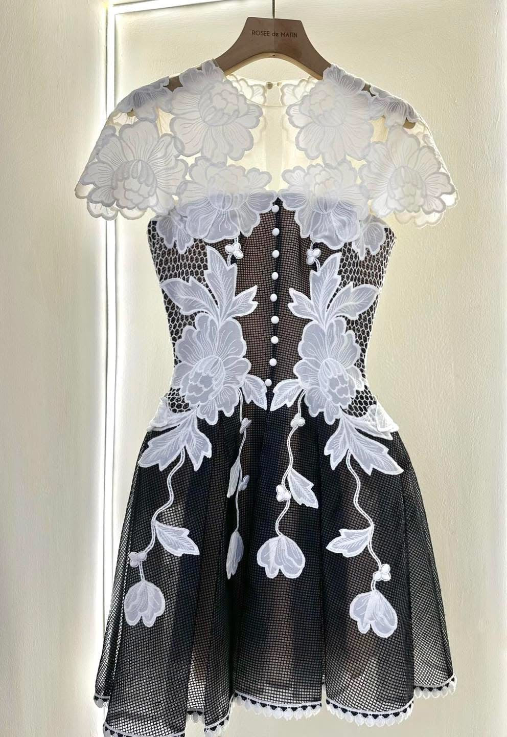 BLACK LACE EMBELLISHED MINI DRESS FOR PARTY
