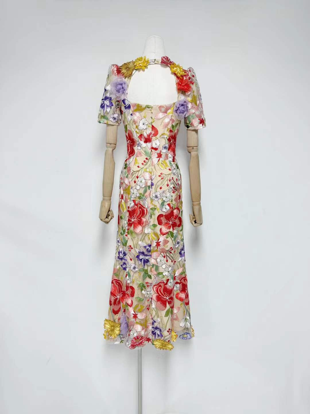 TRISTA MULTICOLOR SQUARE NECK BACKLESS FISHTAIL MAXI DRESS