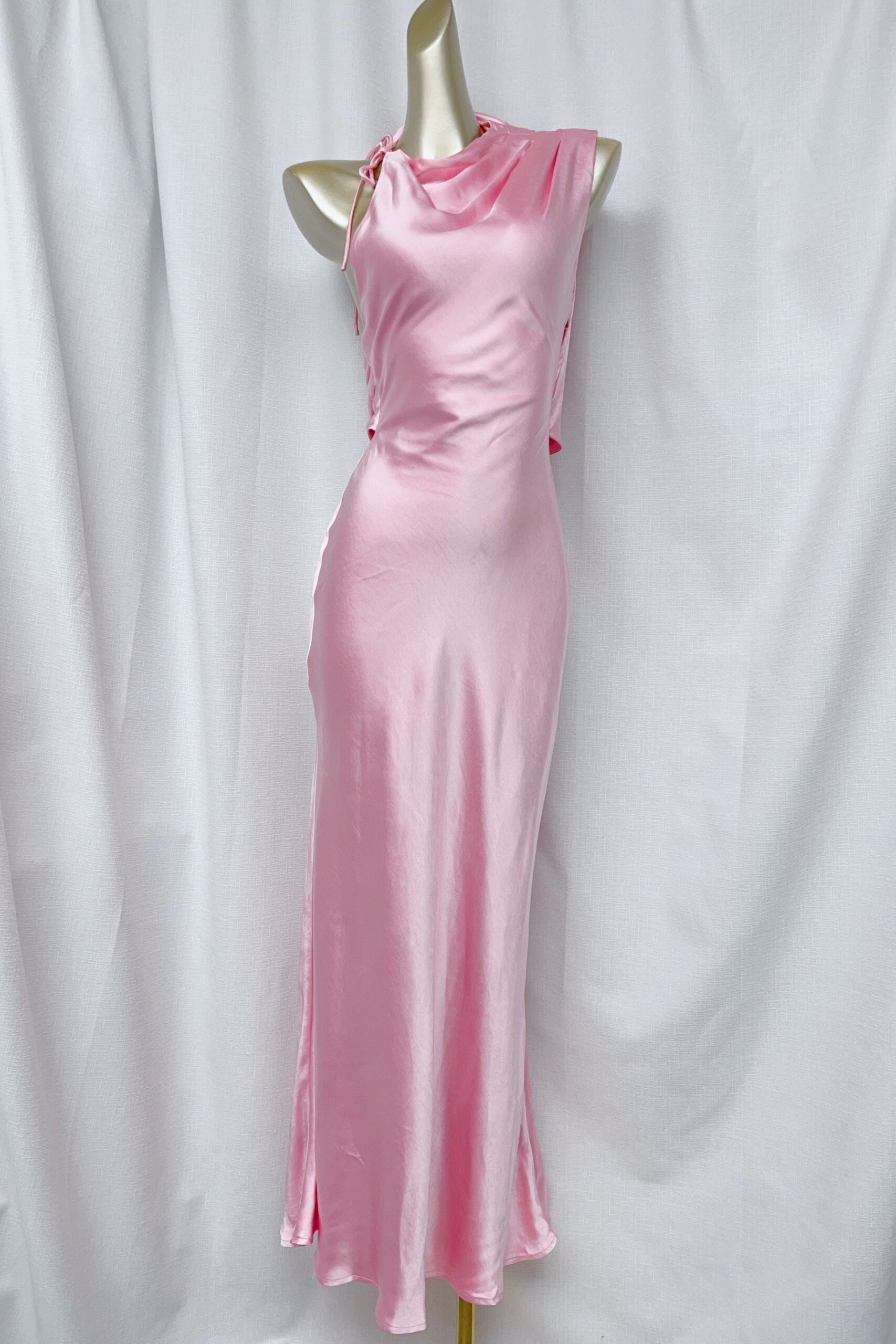 SLEEVELESS BACKLESS SATIN MAXI DRESS PINK