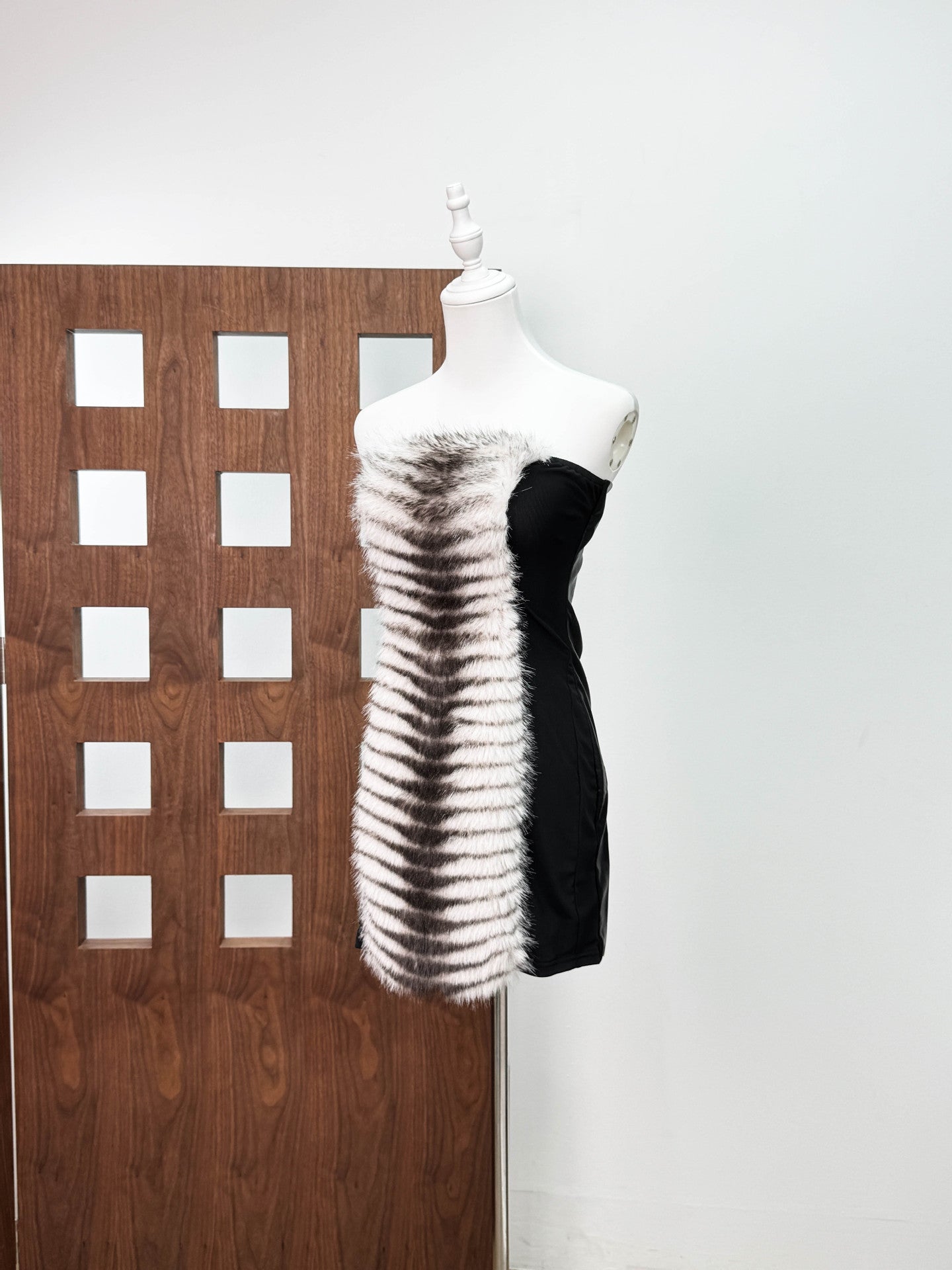 ZEBRA STRAPLESS PLUSH MINI DRESS BLACK