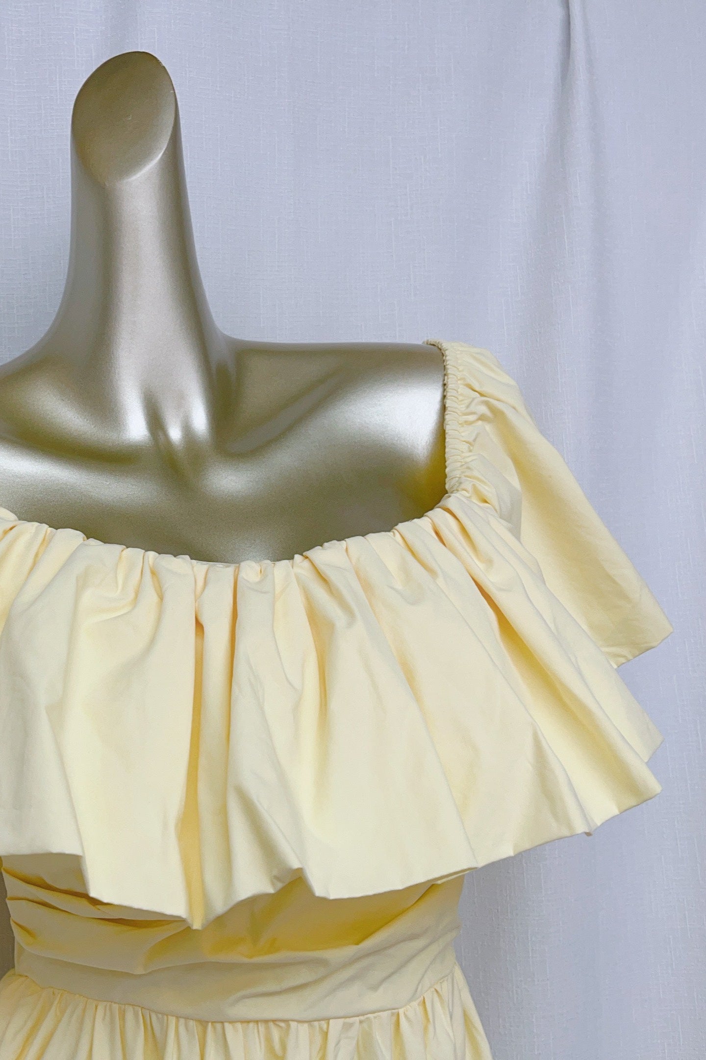 RUFFLE OFF-SHOULDER PUFFY MINI YELLOW DRESS
