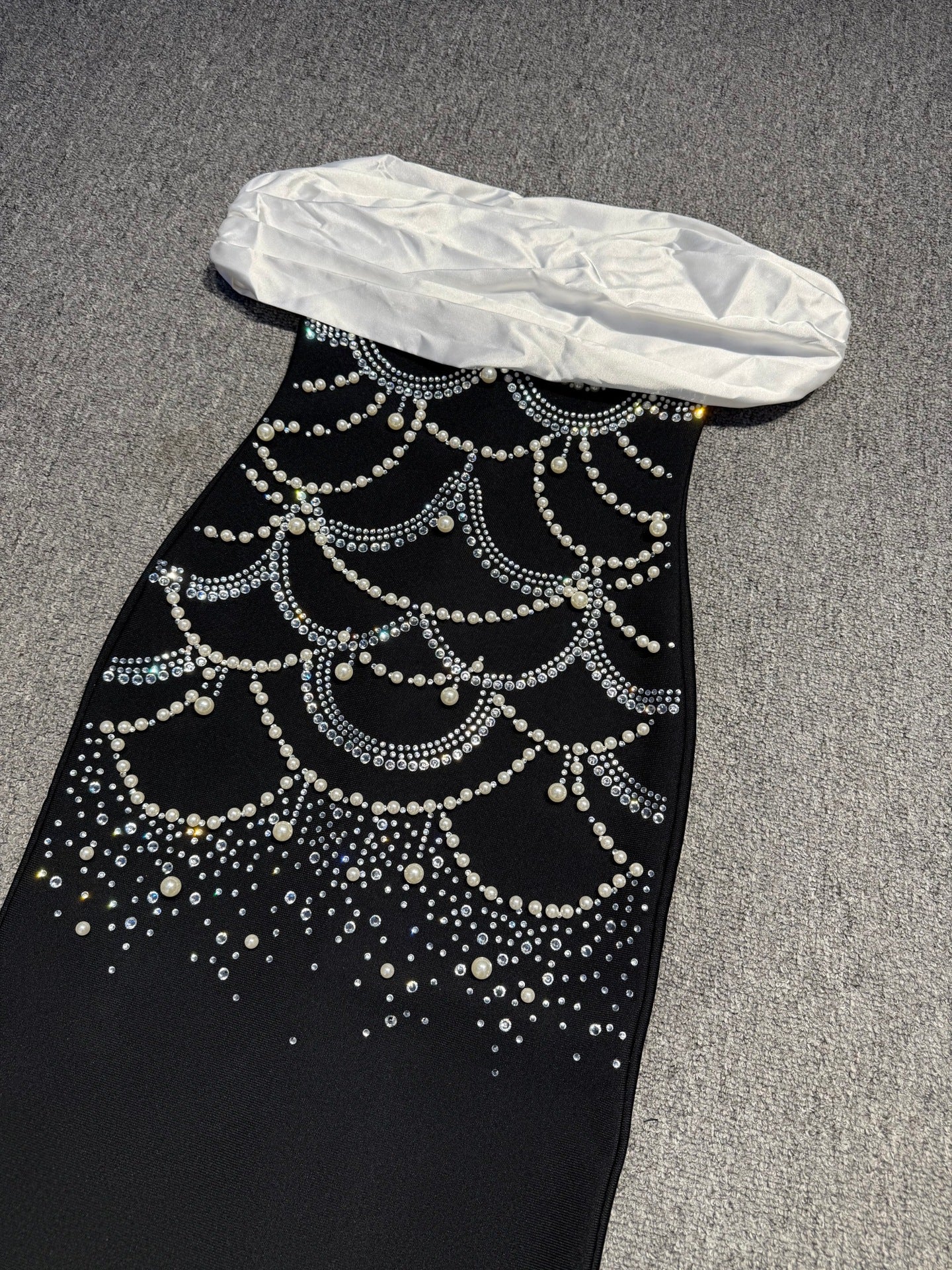 TERESA BEADED RHINESTONE STRAPLESS MIDI DRESS BLACK