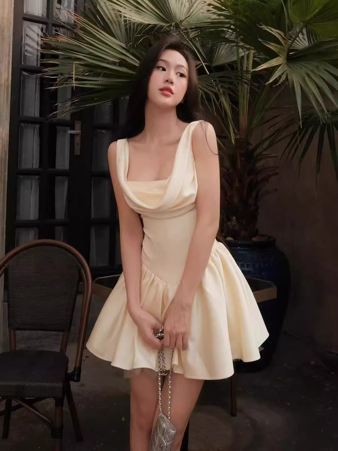 BERNICE BACKLESS PUFFY MINI DRESS CHAMPAGNE PARTY