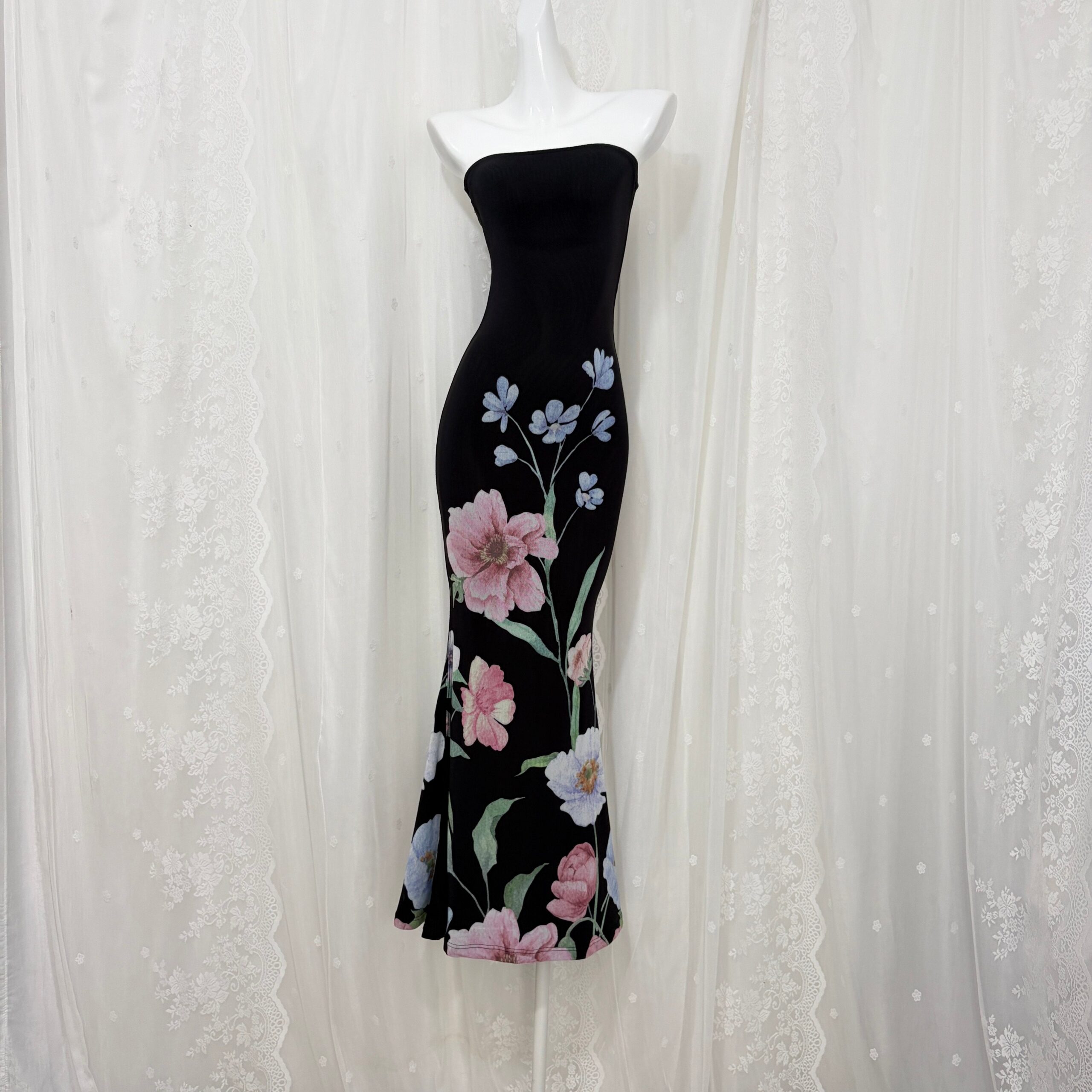 BLACK FLORAL STRAPLESS MERMAID MAXI DRESS