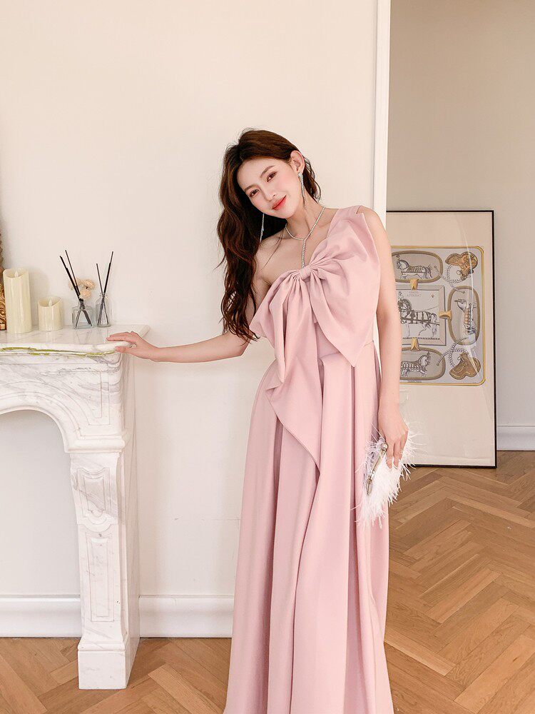 DOLORES OVERSIZED BOW STRAPLESS PINK MAXI DRESS