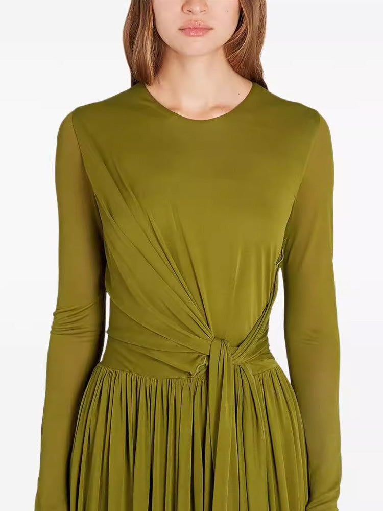 ELEGANT PLEATED MAXI DRESS IN OLIVE GREEN