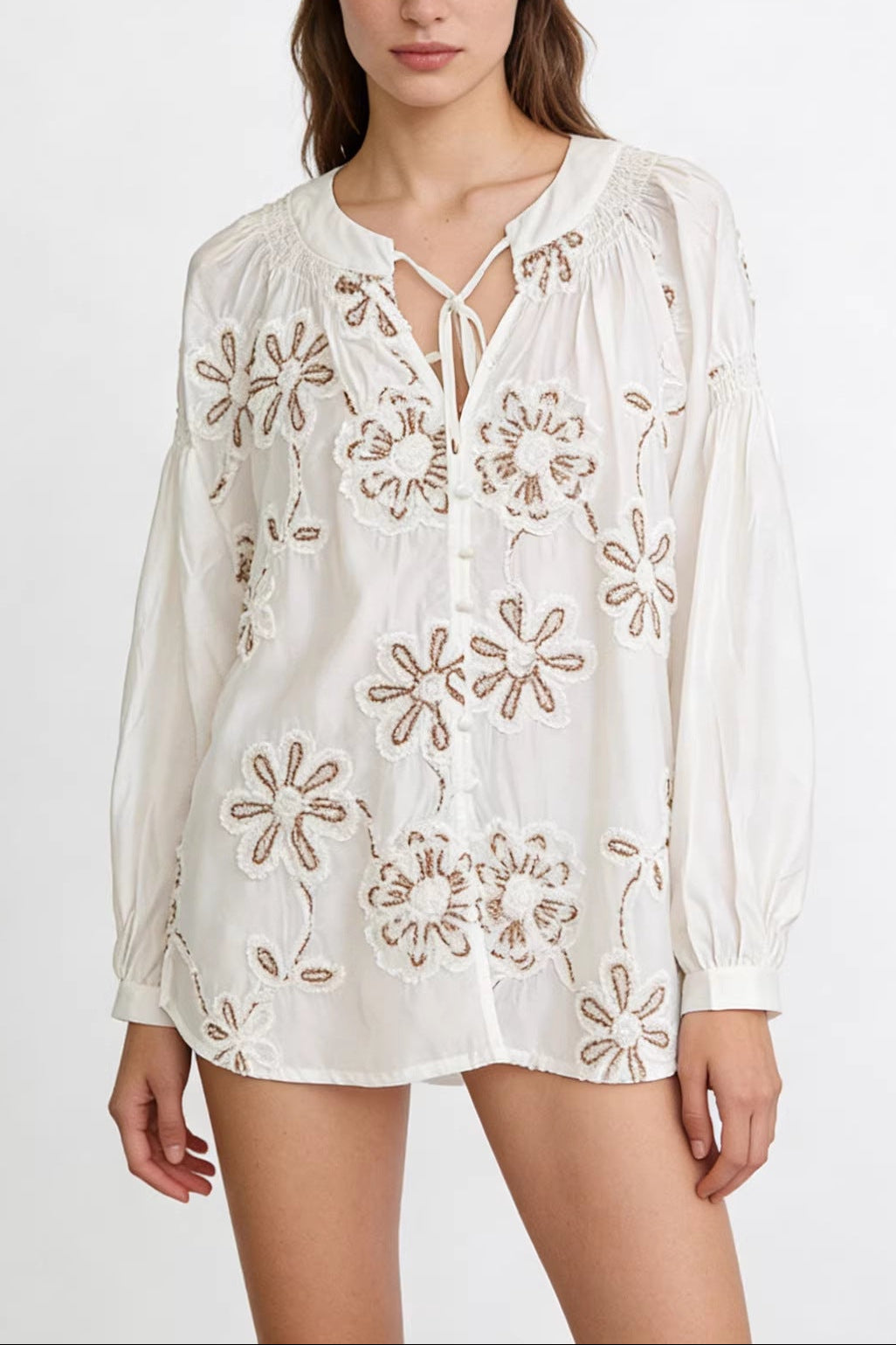 LOWER EMBROIDERY STAND-UP COLLAR LONG SLEEVE SHIRT