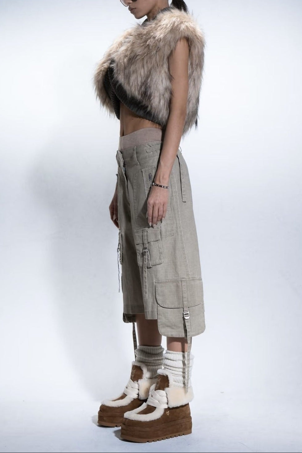 SLEEVELESS FUR PATCHWORK CROPPED JACKET FOR NIGHT OUT