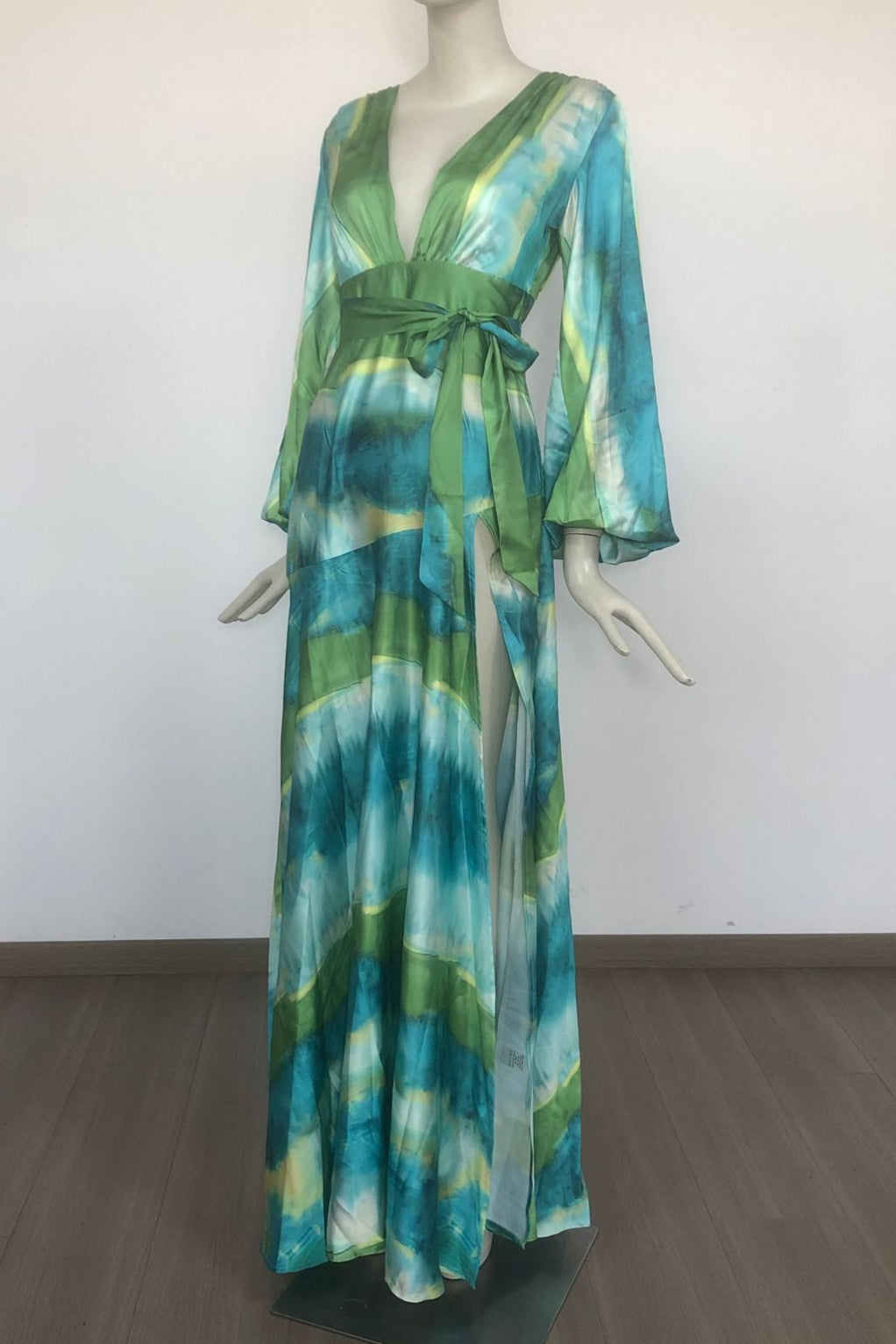 GREEN MULTICOLOR FLORAL PUFF SLEEVE MAXI DRESS