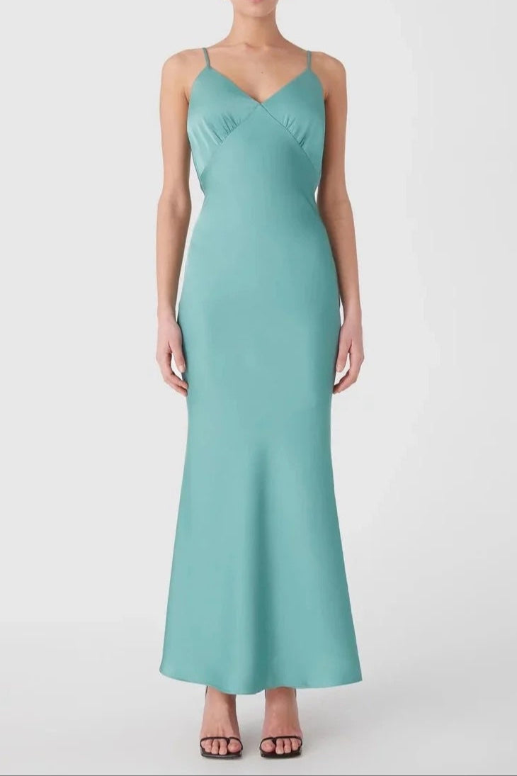 O1CN01yZT8MW23VanKlcKx0__2195777261 VIDA SATIN MIDI DRESS IN JUNIPER GREEN