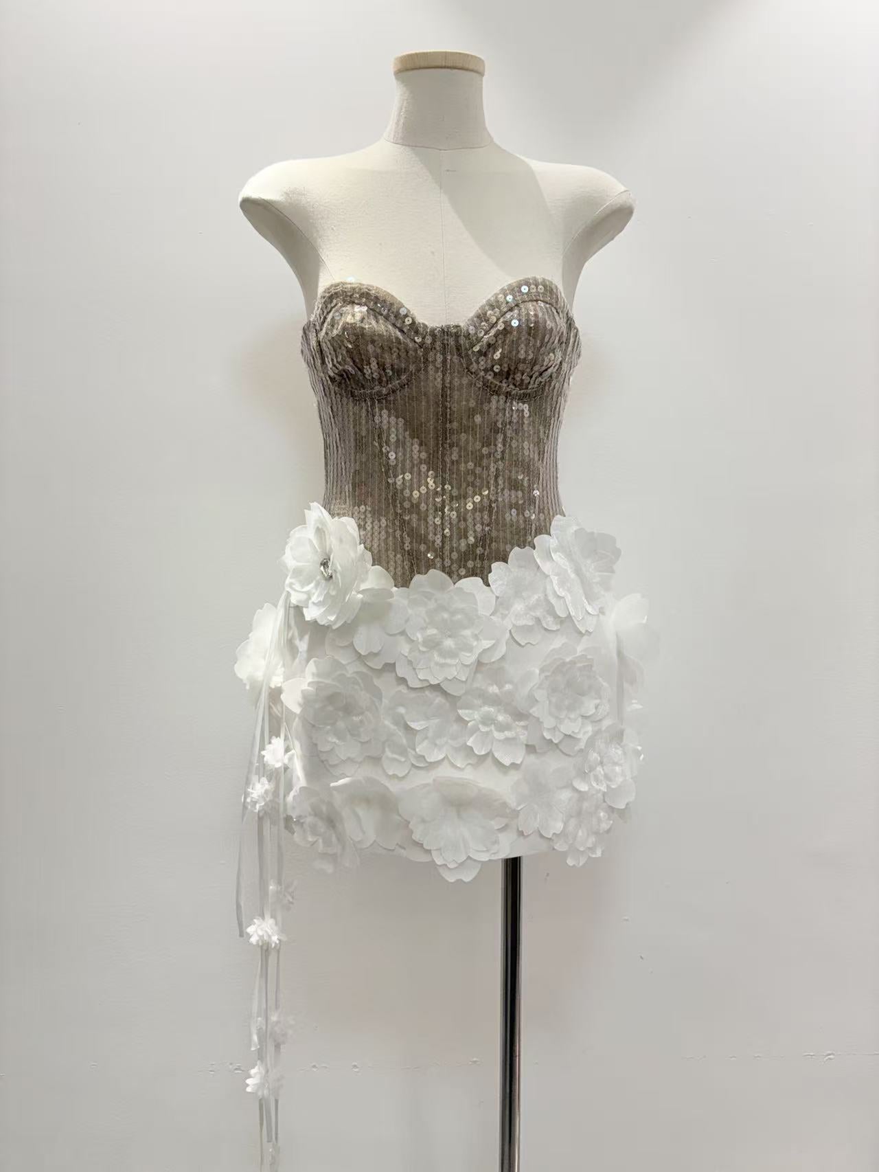 KELLY SEQUIN 3D FLOWER MINI DRESS - CHAMPAGNE WHITE PARTY