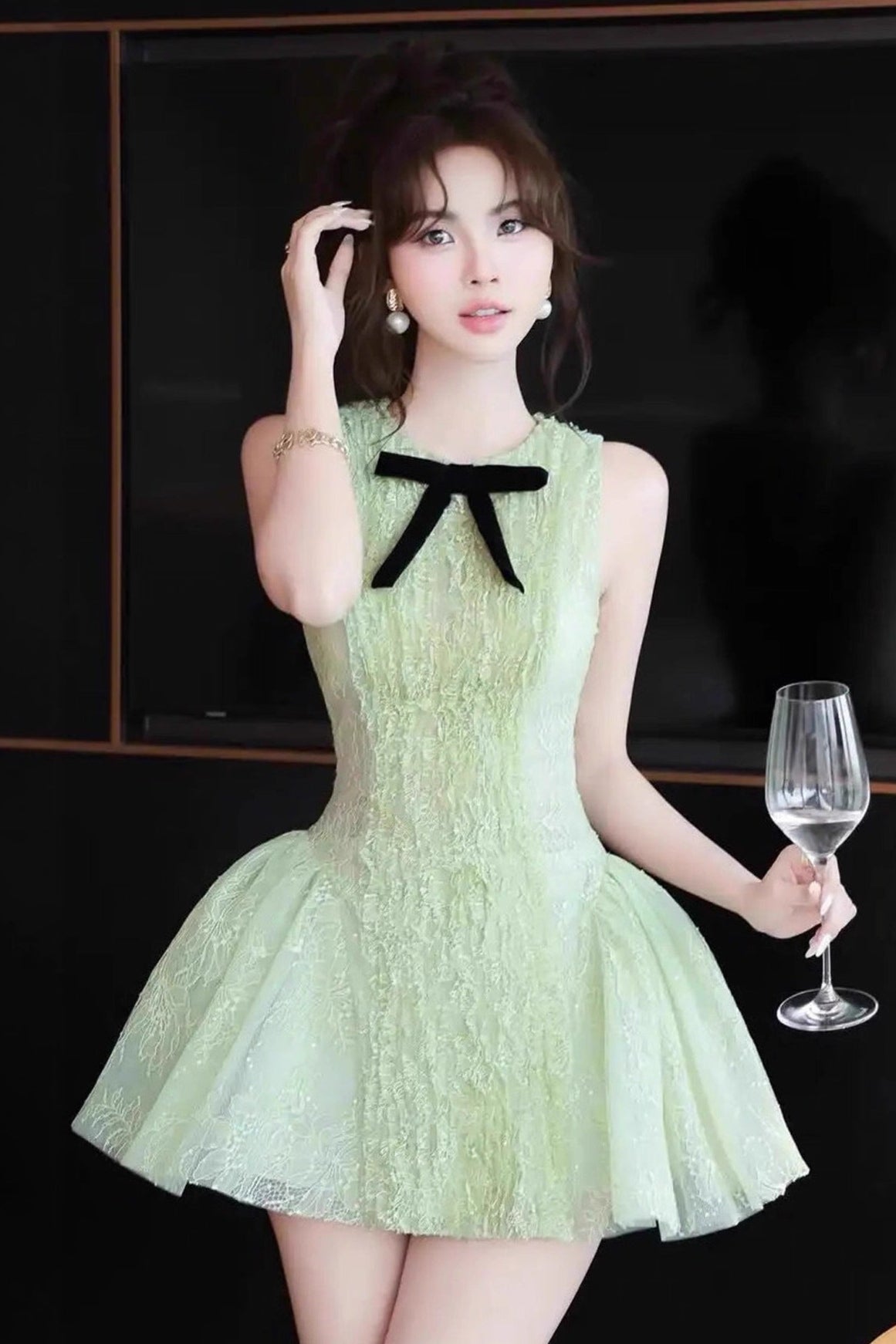 ELEANORE GREEN EMBROIDERED SLEEVELESS MINI DRESS