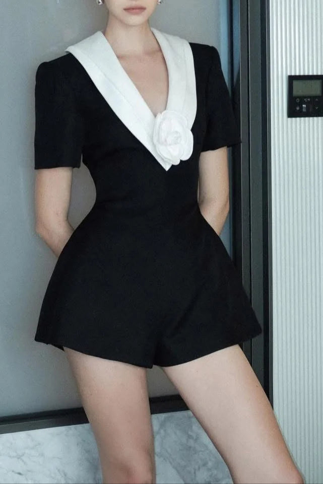 V-NECK BLACK JUMPSUIT 3D FLOWER PARTY