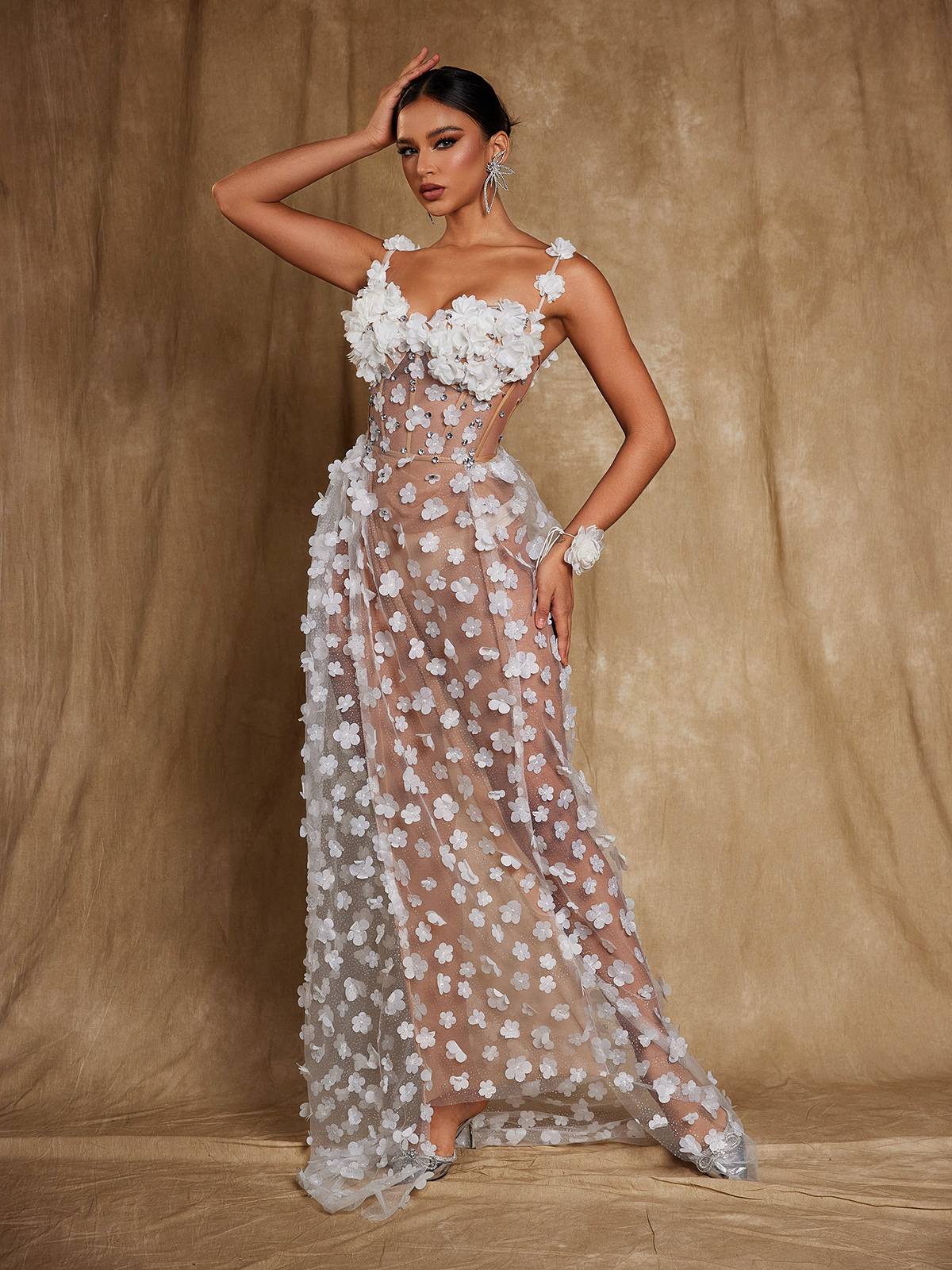 WHITE OKSANA SPAGHETTI CORSET FLOWER MAXI DRESS