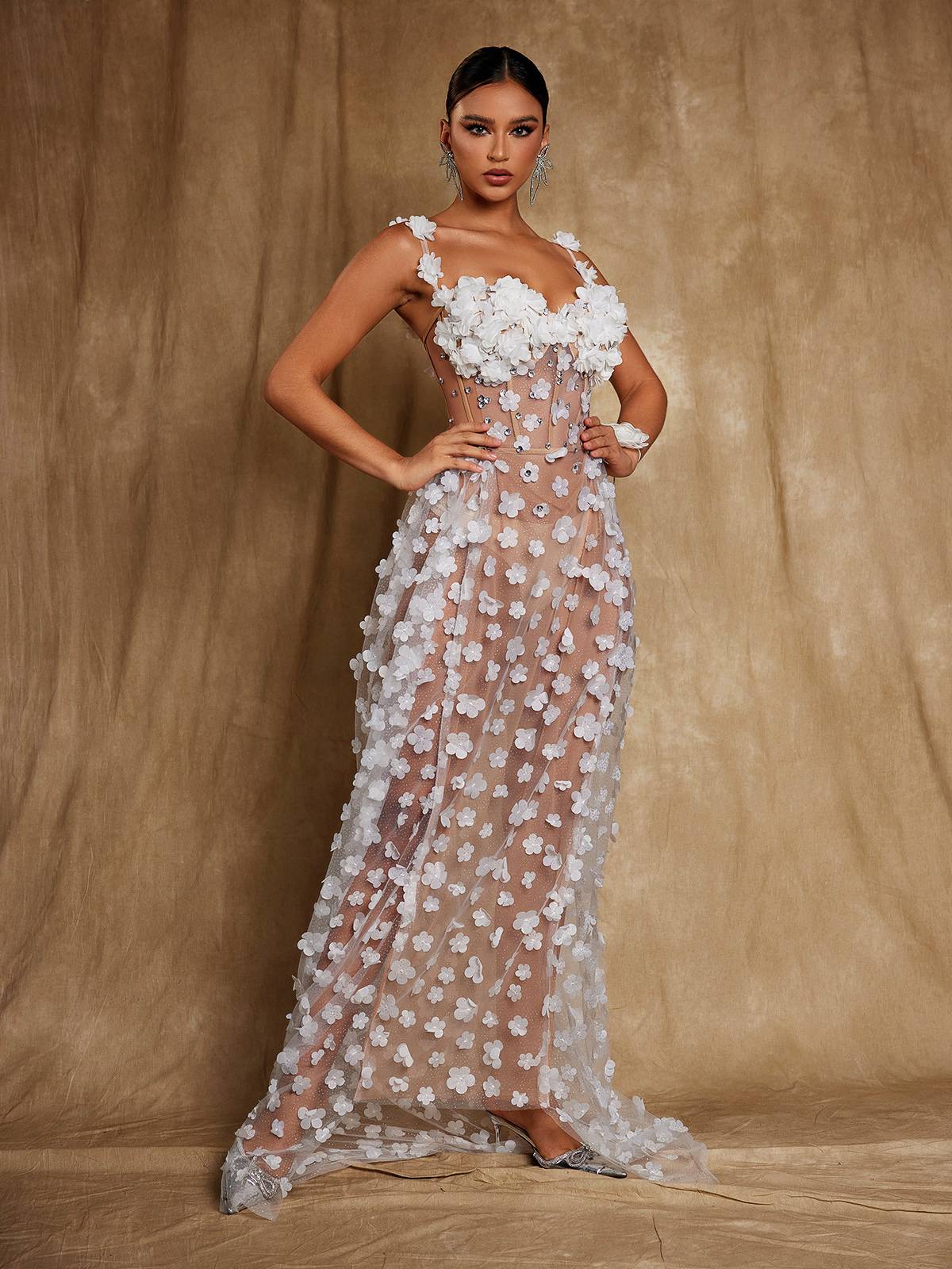 WHITE OKSANA SPAGHETTI CORSET FLOWER MAXI DRESS