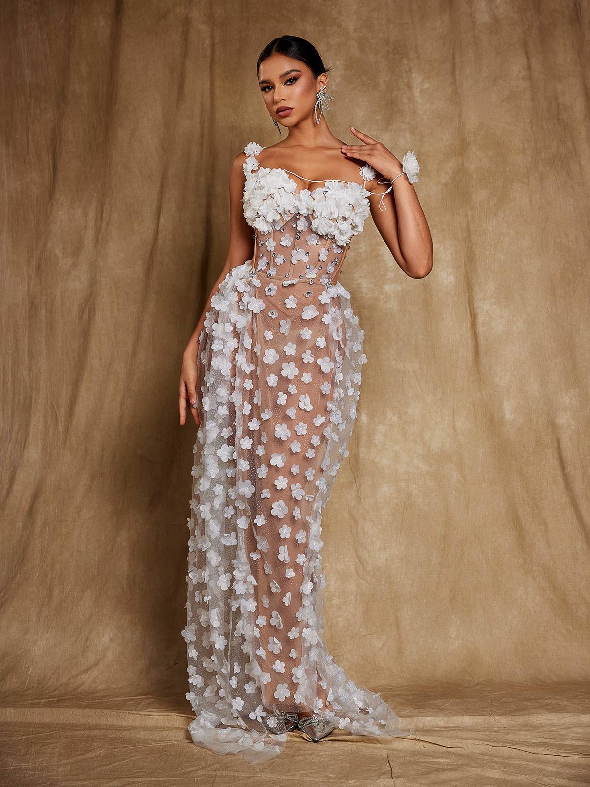 WHITE OKSANA SPAGHETTI CORSET FLOWER MAXI DRESS