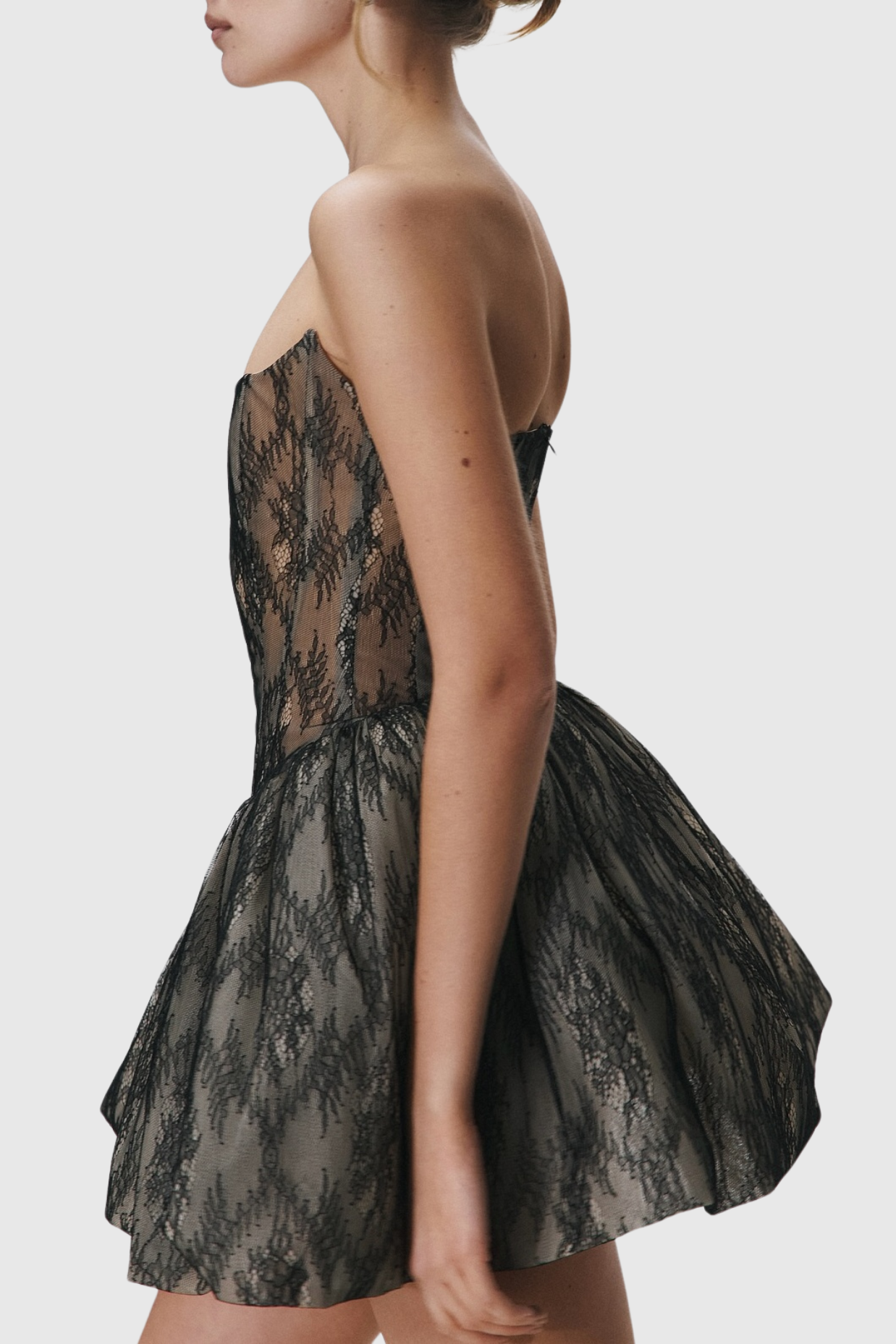 OrenthaLaceStraplessPuffMiniDress_4 ORENTHA LACE STRAPLESS PUFF MINI DRESS
